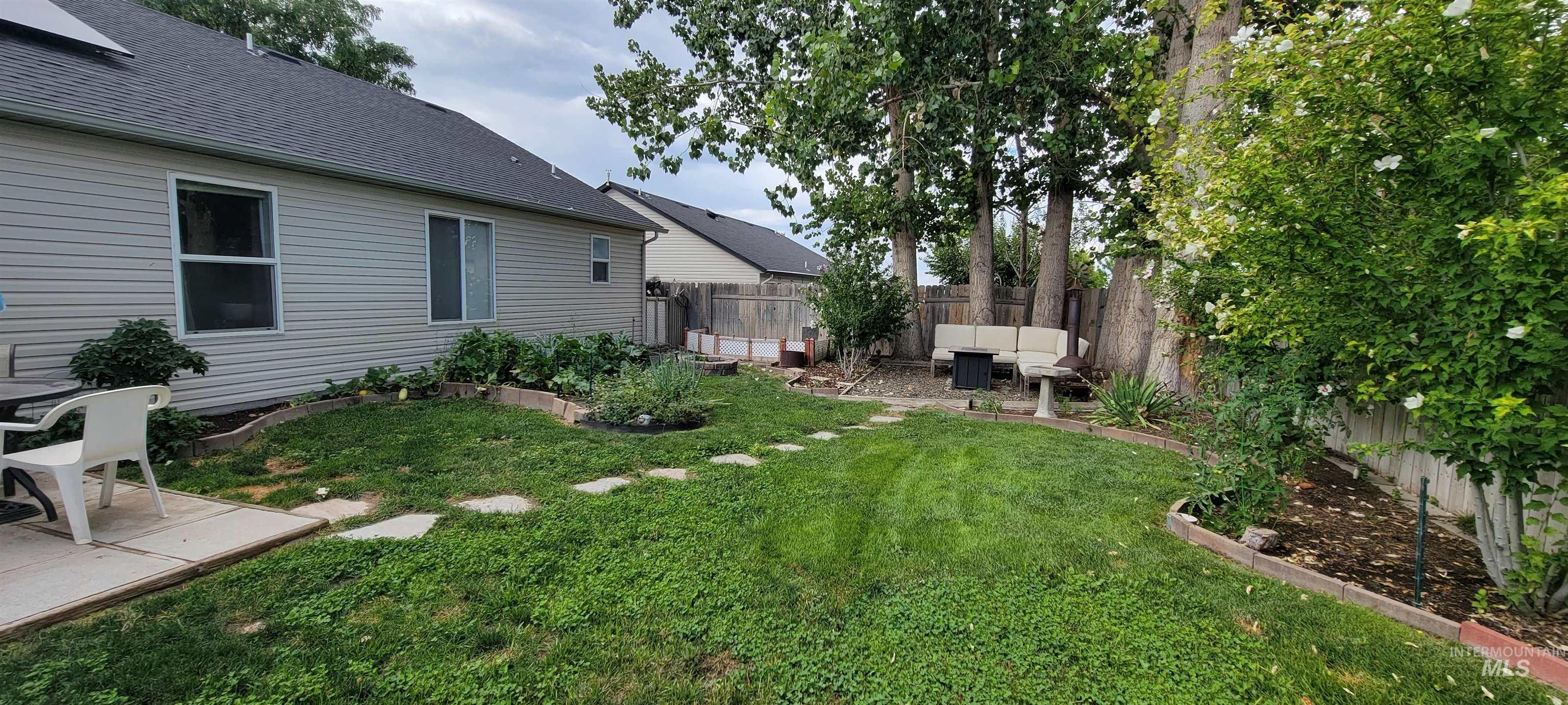1595 Dana Street Property Photo 2