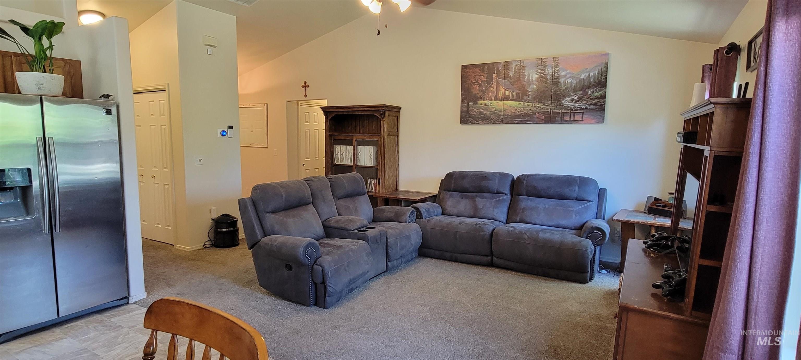 1595 Dana Street Property Photo 4