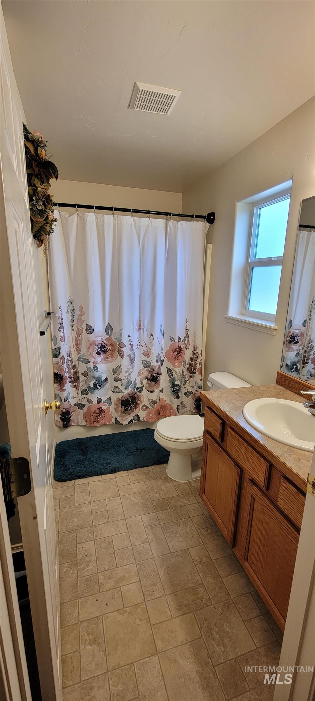1595 Dana Street Property Photo 9