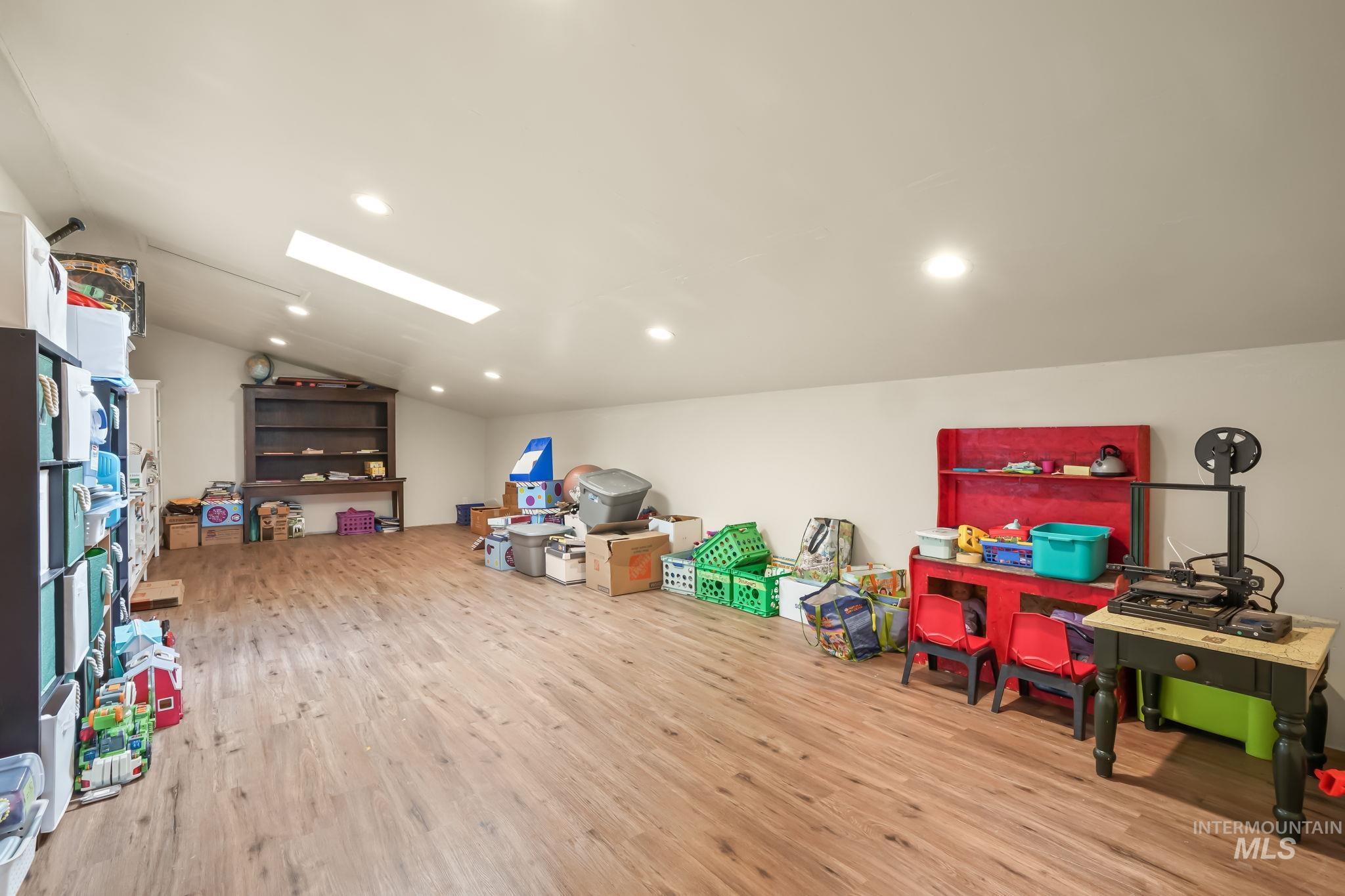 179 Foothill Rd. Property Photo 17