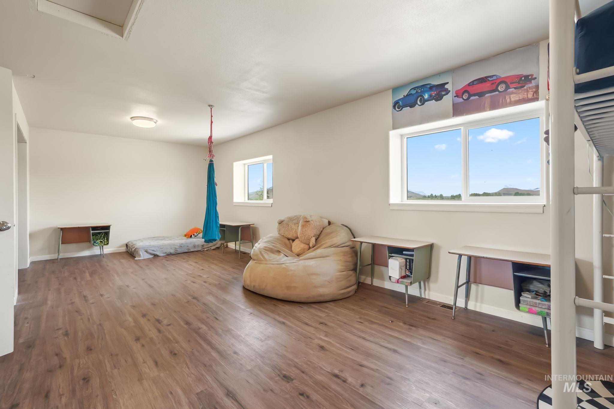 179 Foothill Rd. Property Photo 18