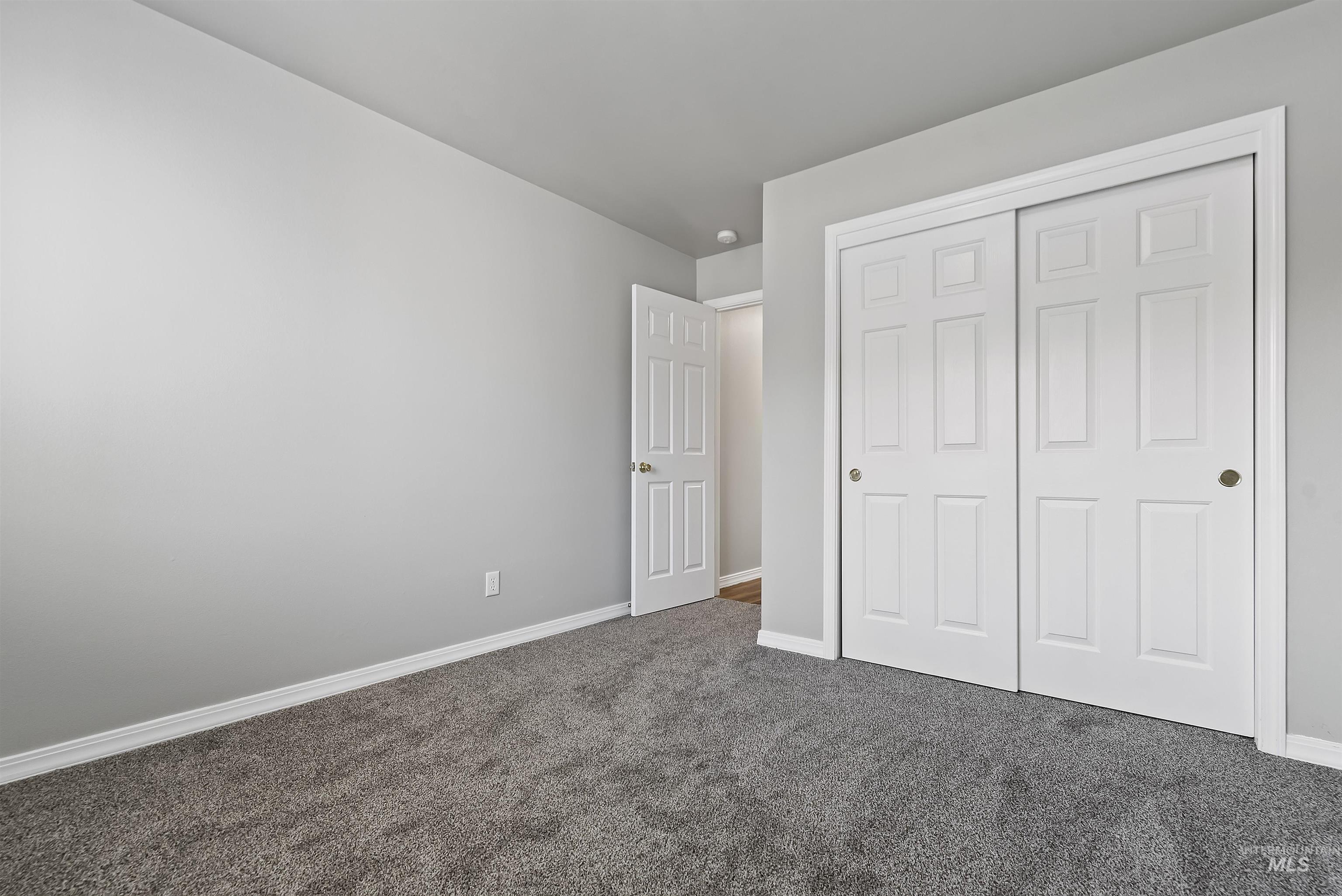 3225 N Yellow Peak Pl Property Photo 18