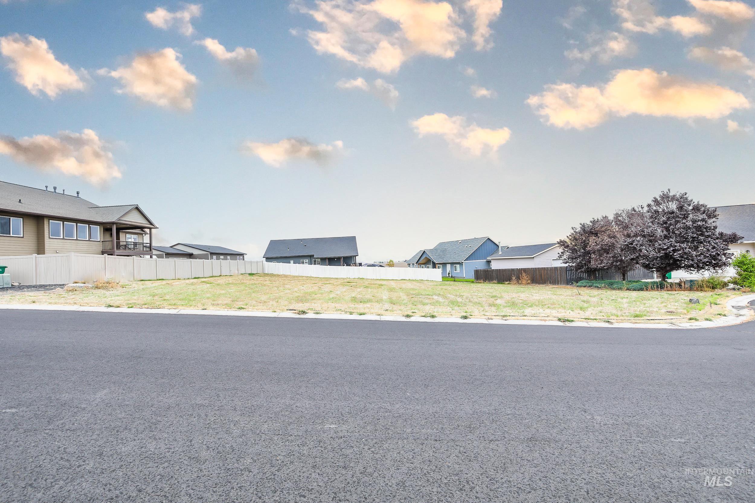 1803 Sunrise Court Property Photo 7