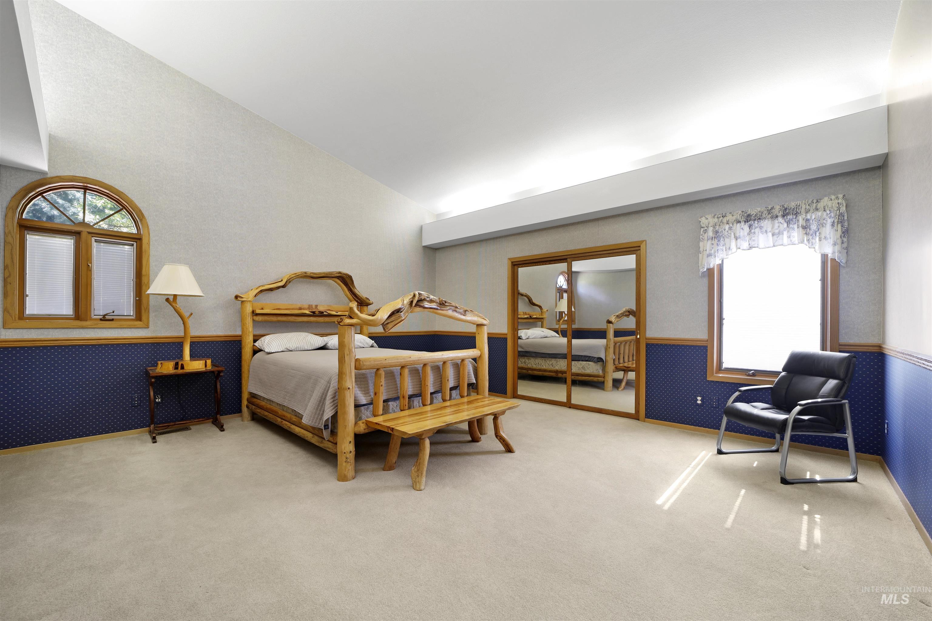 132 Country Club Ln Property Photo 35