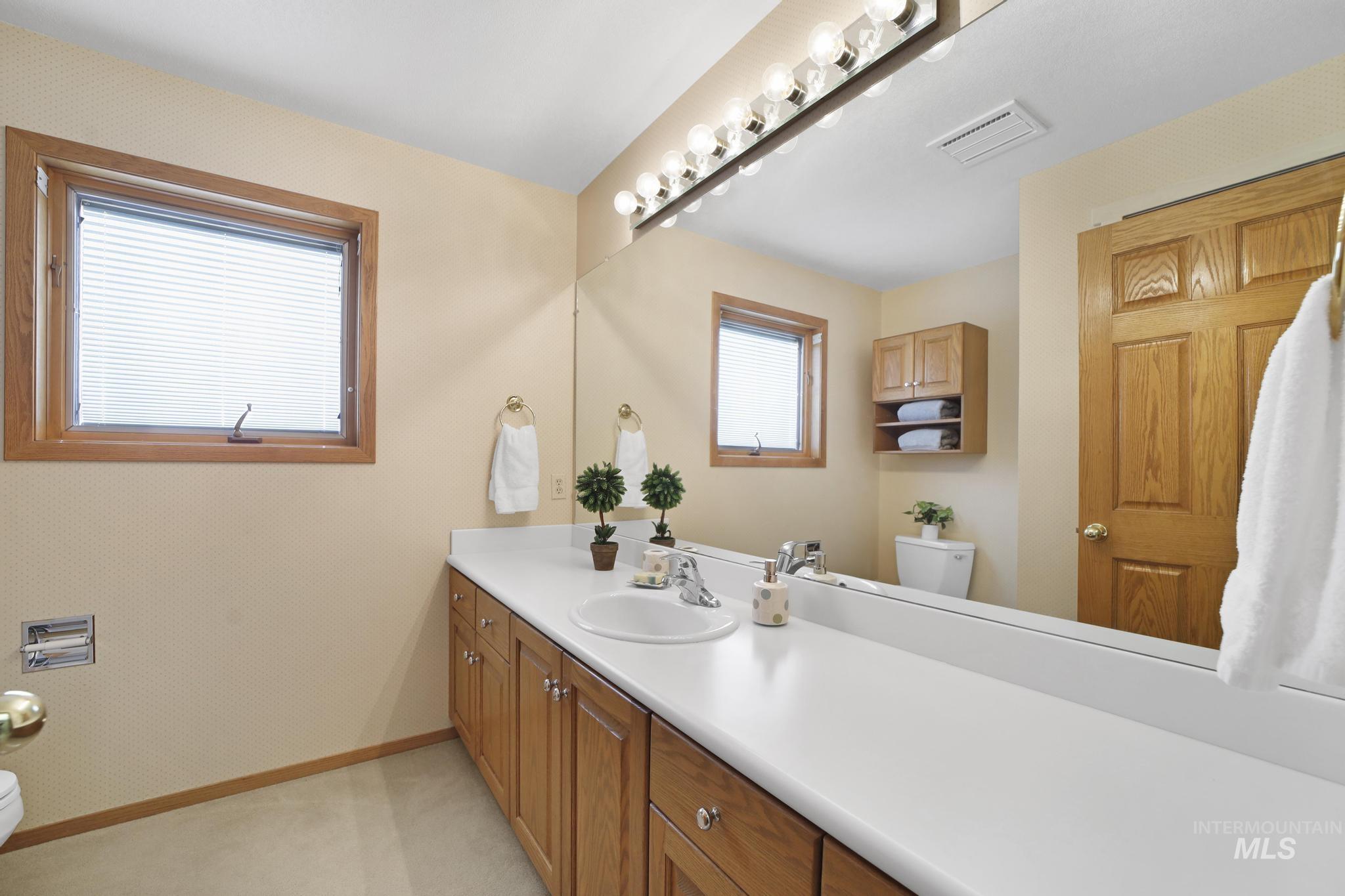 132 Country Club Ln Property Photo 39