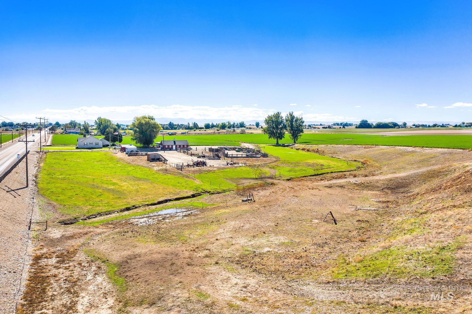 4202 Farmway Road Property Photo 3