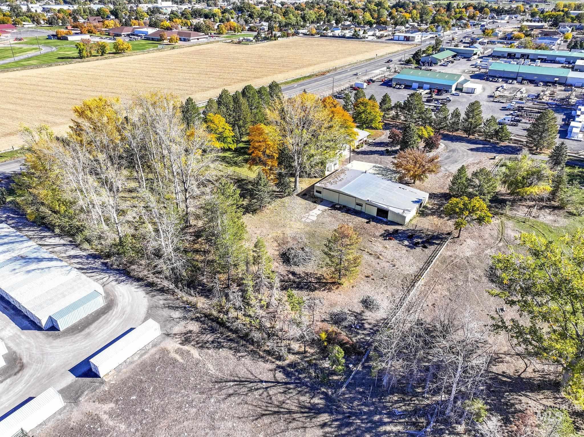 21000 A Hwy 30 Property Photo 3