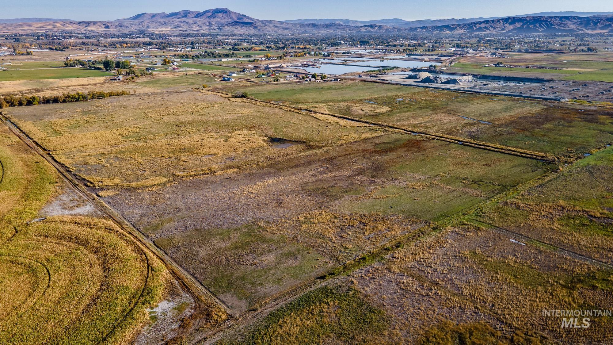 2223 W Sales Yard Property Photo 13
