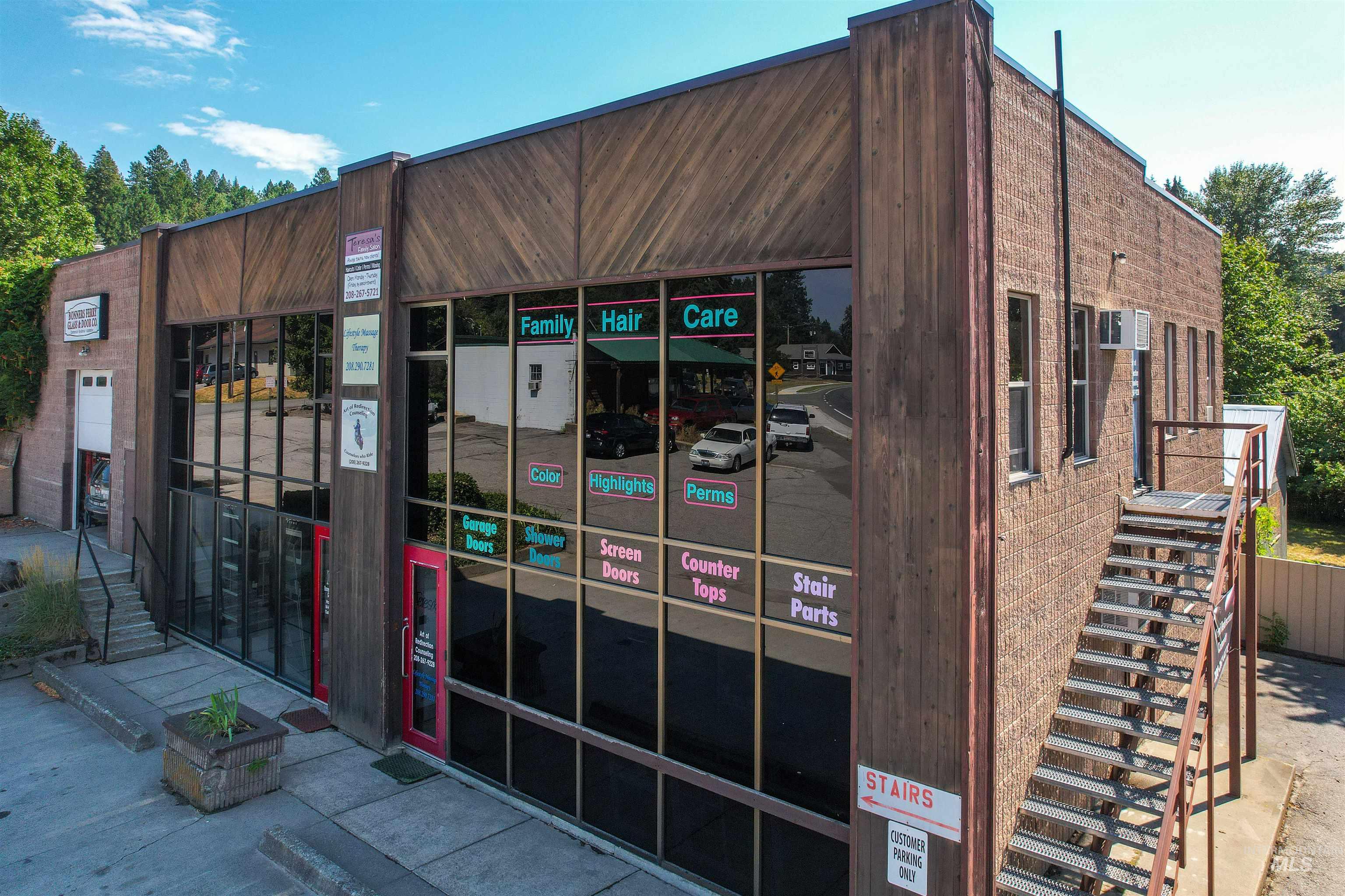 6821 Main Street
