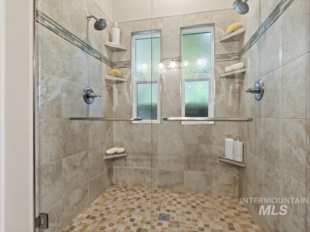 1921 W Pebblestone St Property Photo 28