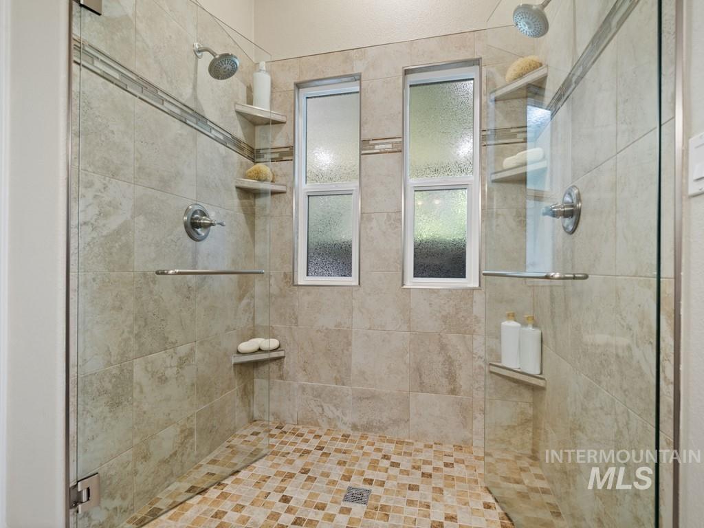 1921 W Pebblestone St Property Photo 29