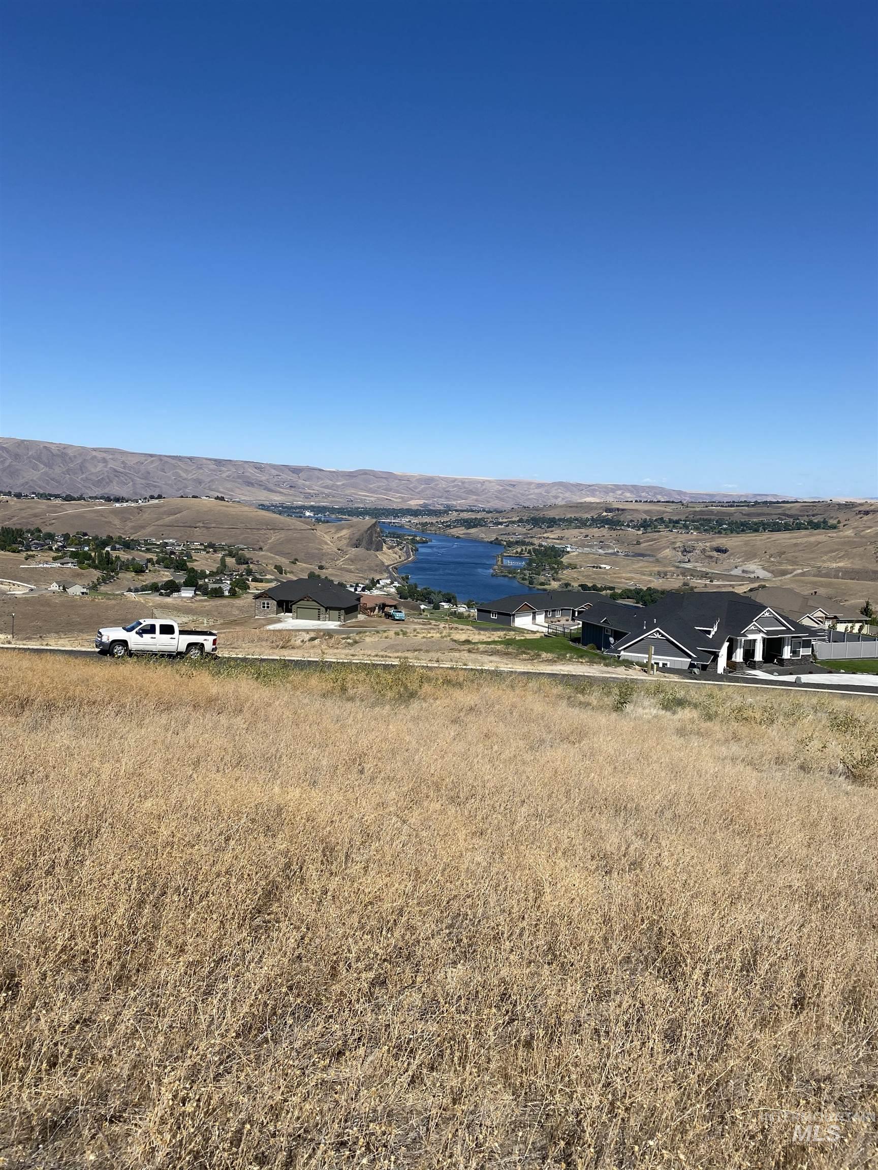 1785 River Canyon Drive Property Photo 3