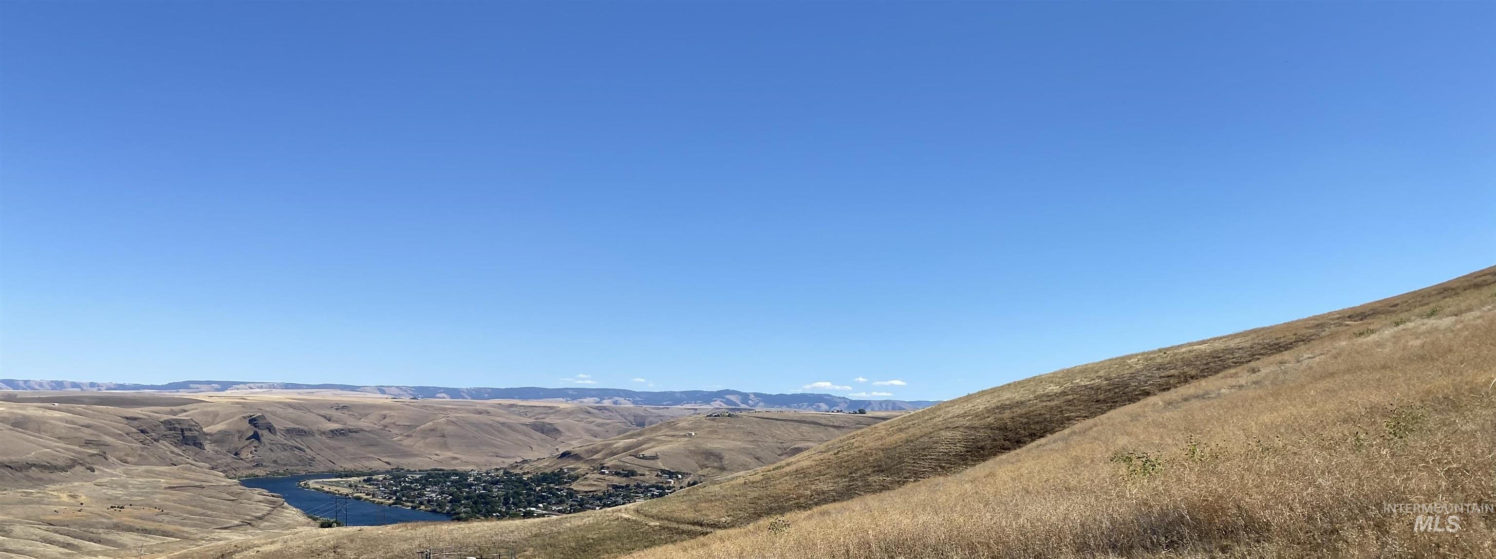 1785 River Canyon Drive Property Photo 4