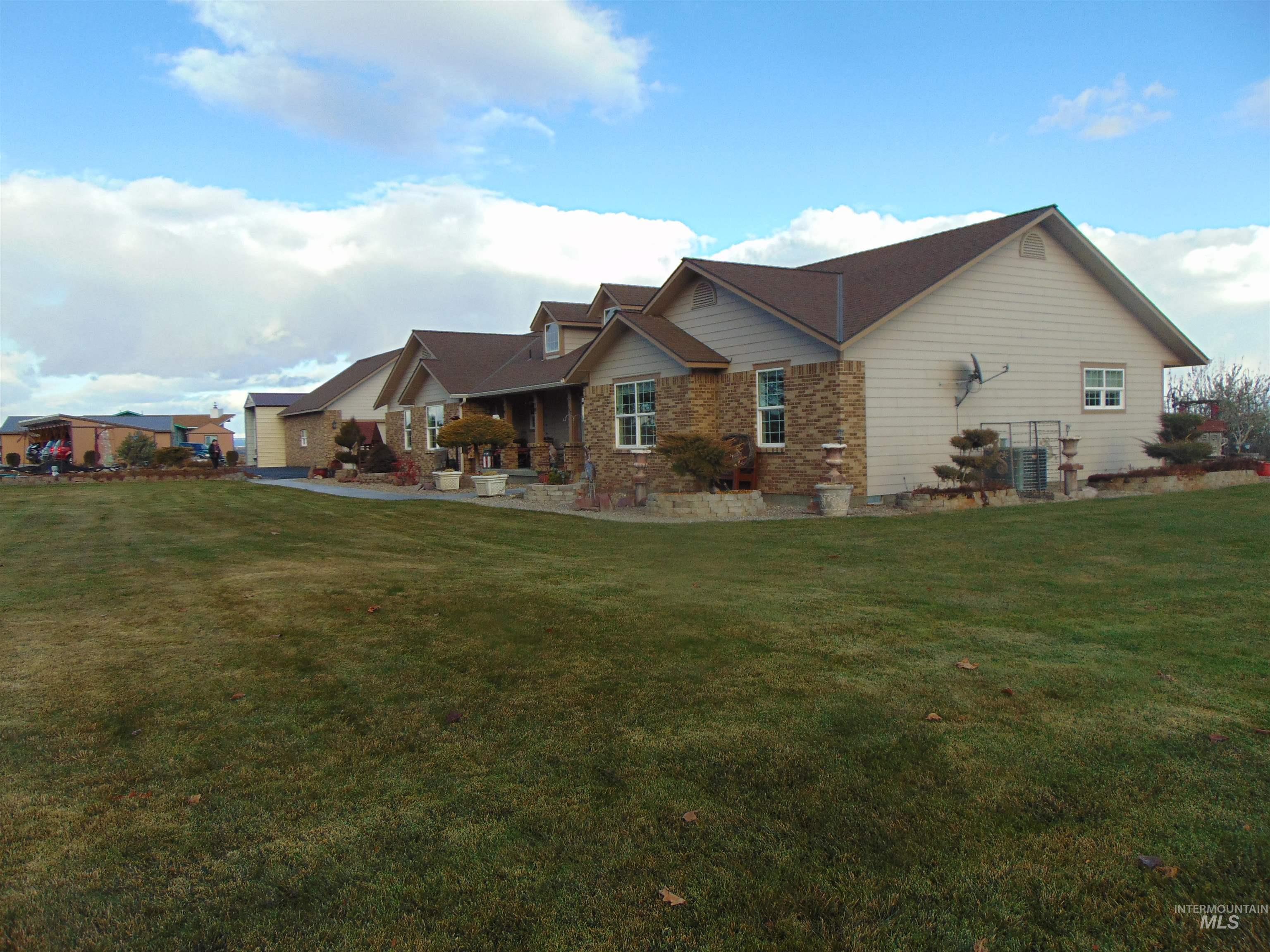452 Thayer Dr. Property Photo 7