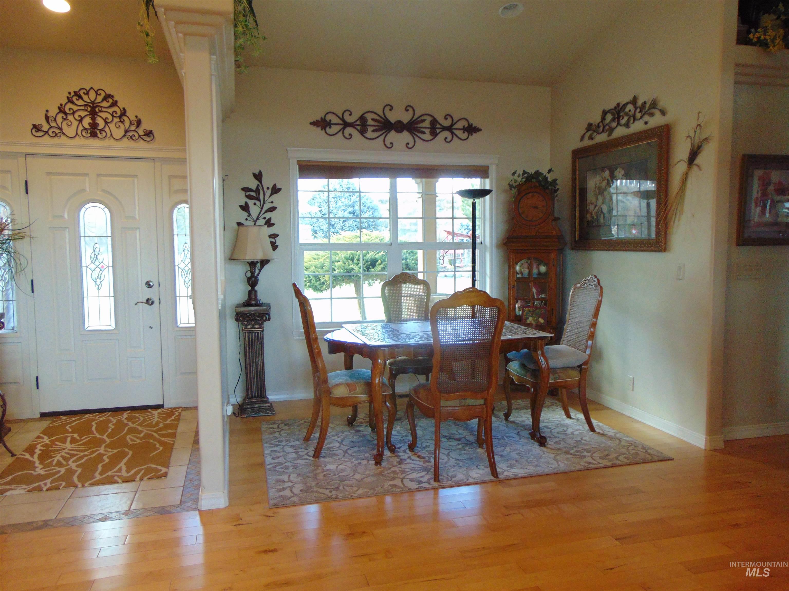 452 Thayer Dr. Property Photo 25