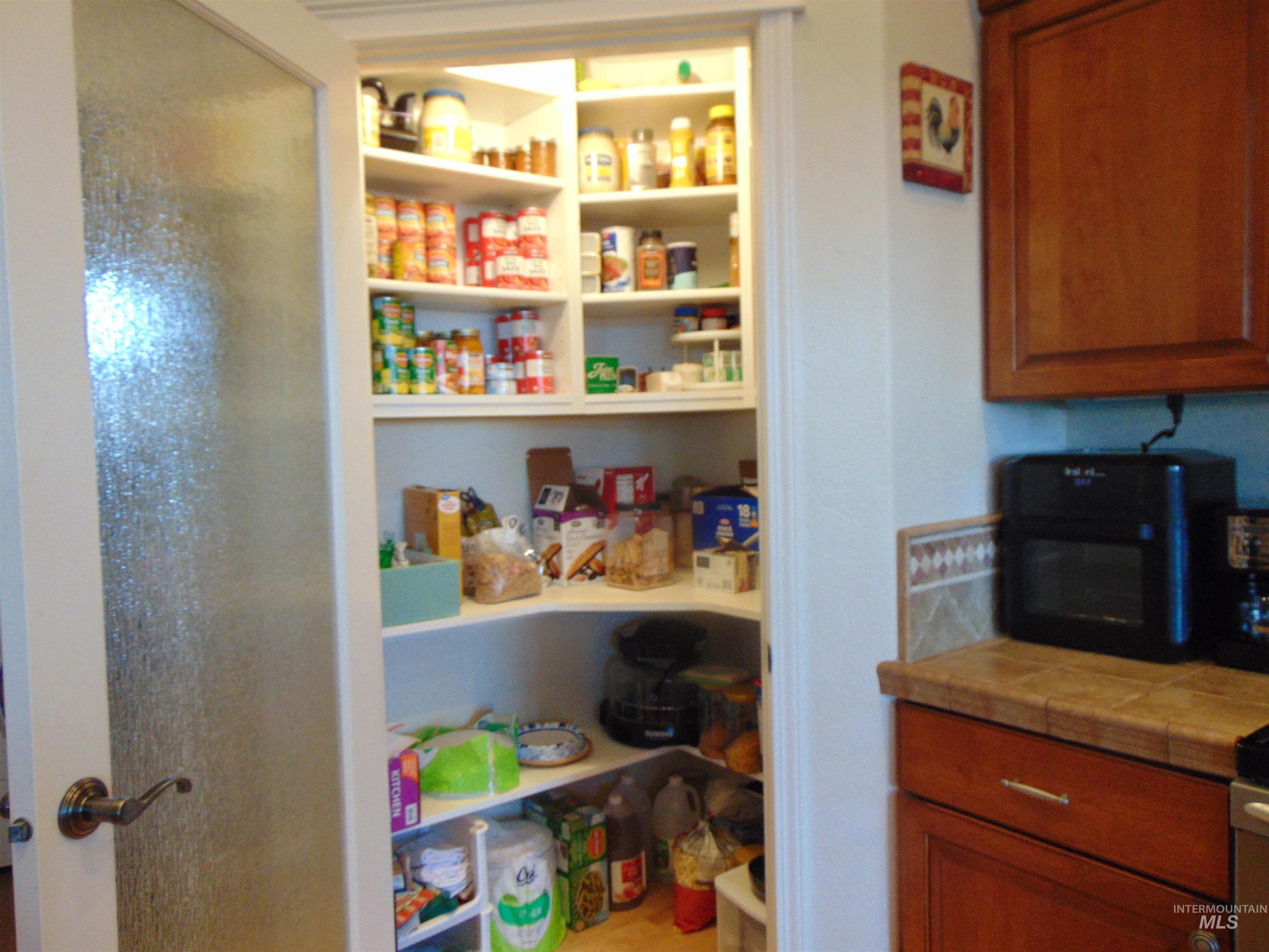 452 Thayer Dr. Property Photo 28