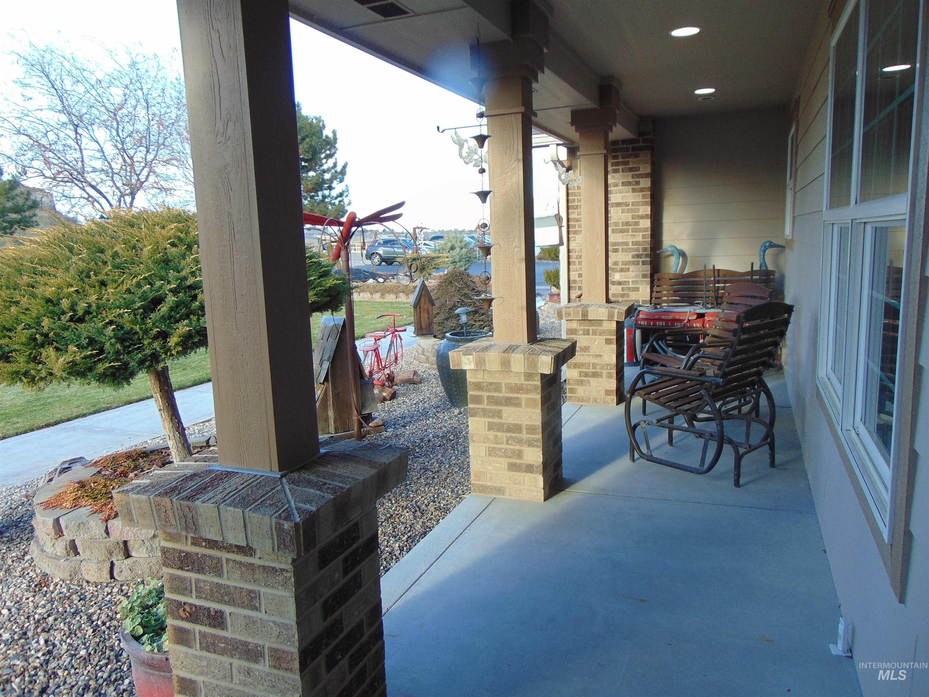 452 Thayer Dr. Property Photo 44