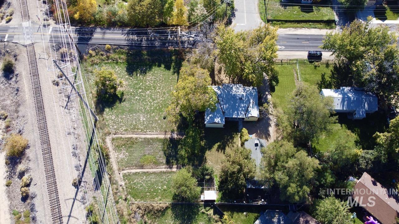 1500 W Victory Property Photo 4