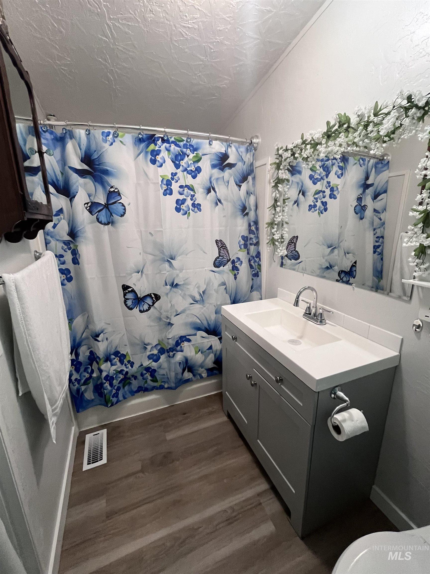 5015 E Ustick Rd. Property Photo 18