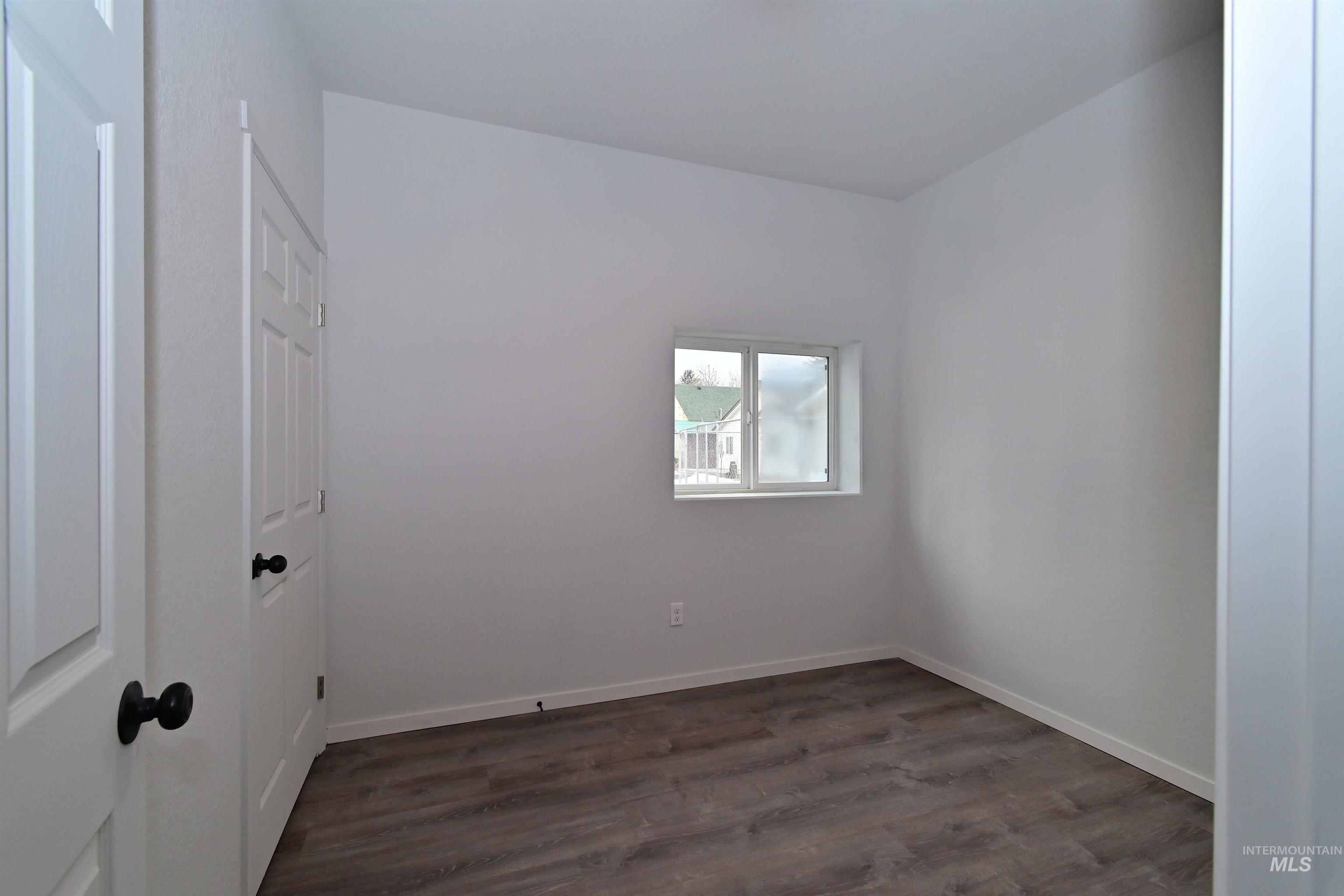 709 3rd Street Property Photo 7