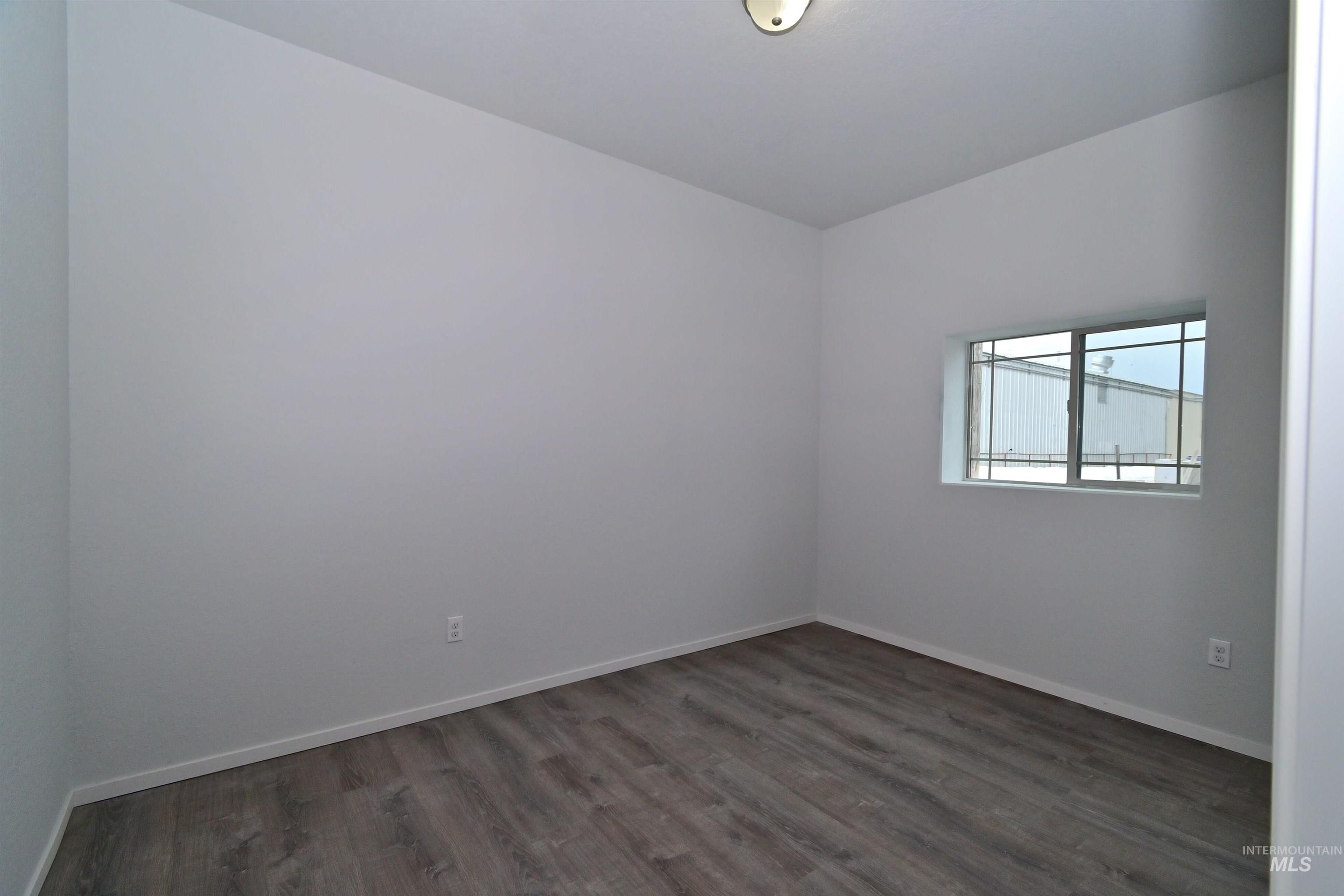 709 3rd Street Property Photo 9