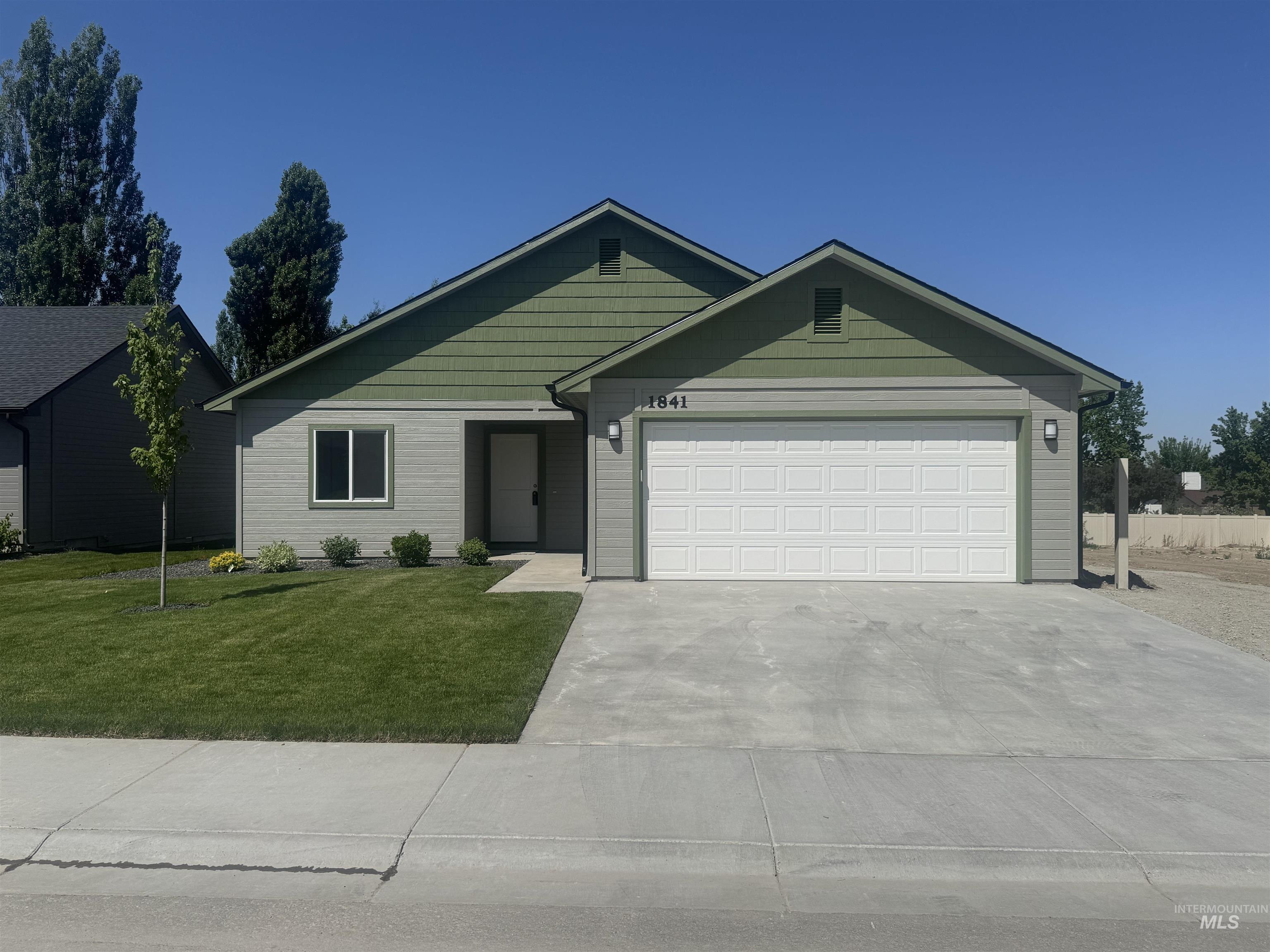 1841 Regency Way Property Photo 1