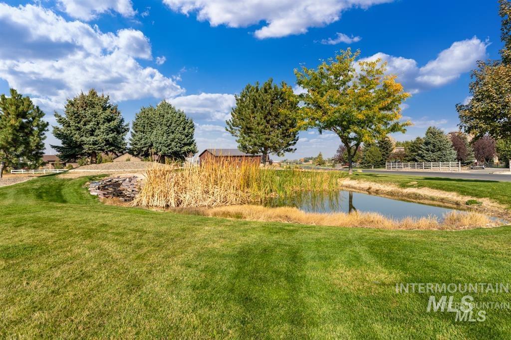 2528 E 3759 Property Photo 10