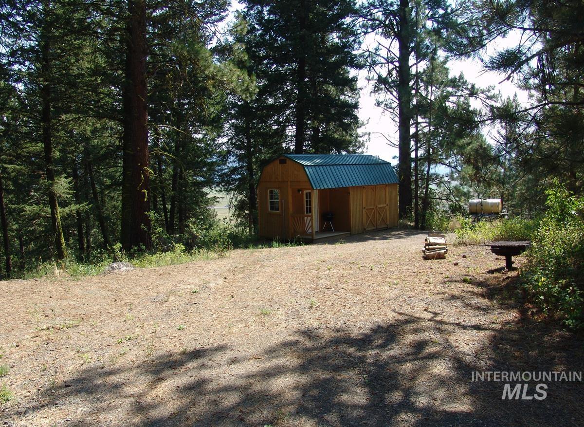 105 Poplar Lane Property Photo 9