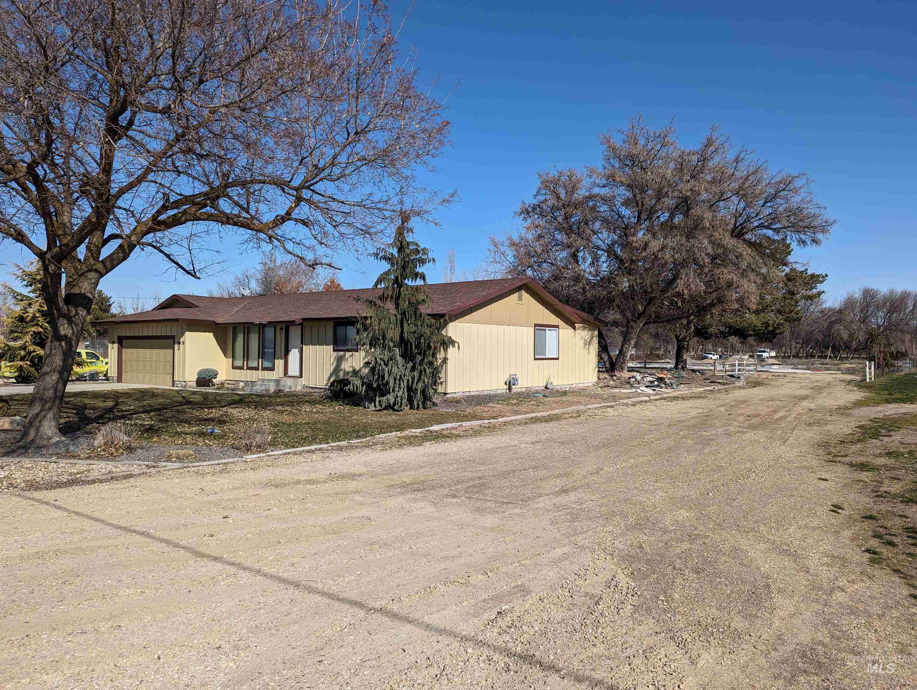 76 N Happy Valley Road Property Photo 19