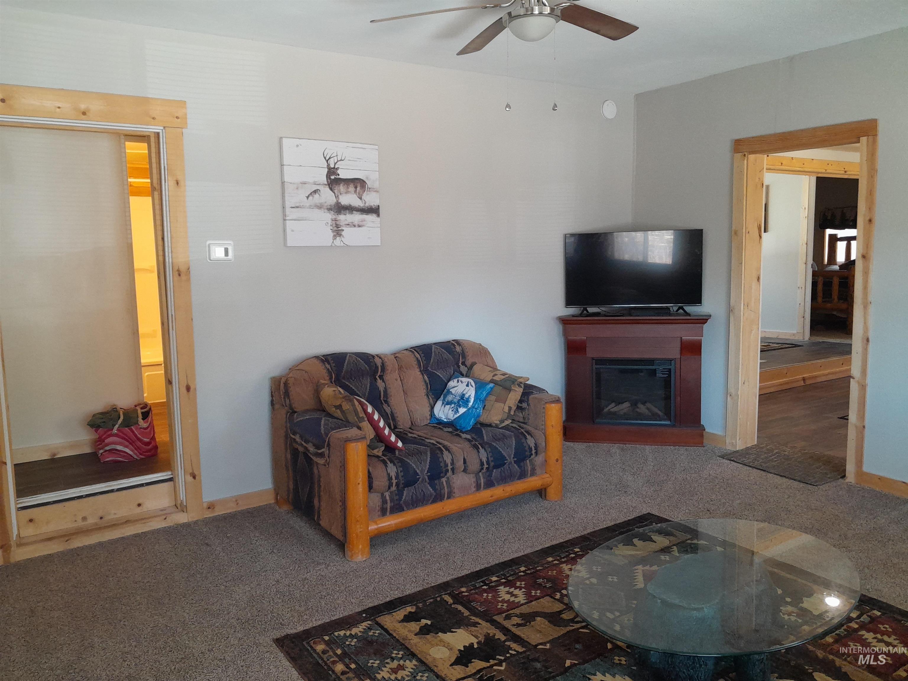 5 Lucky Cir Property Photo 4