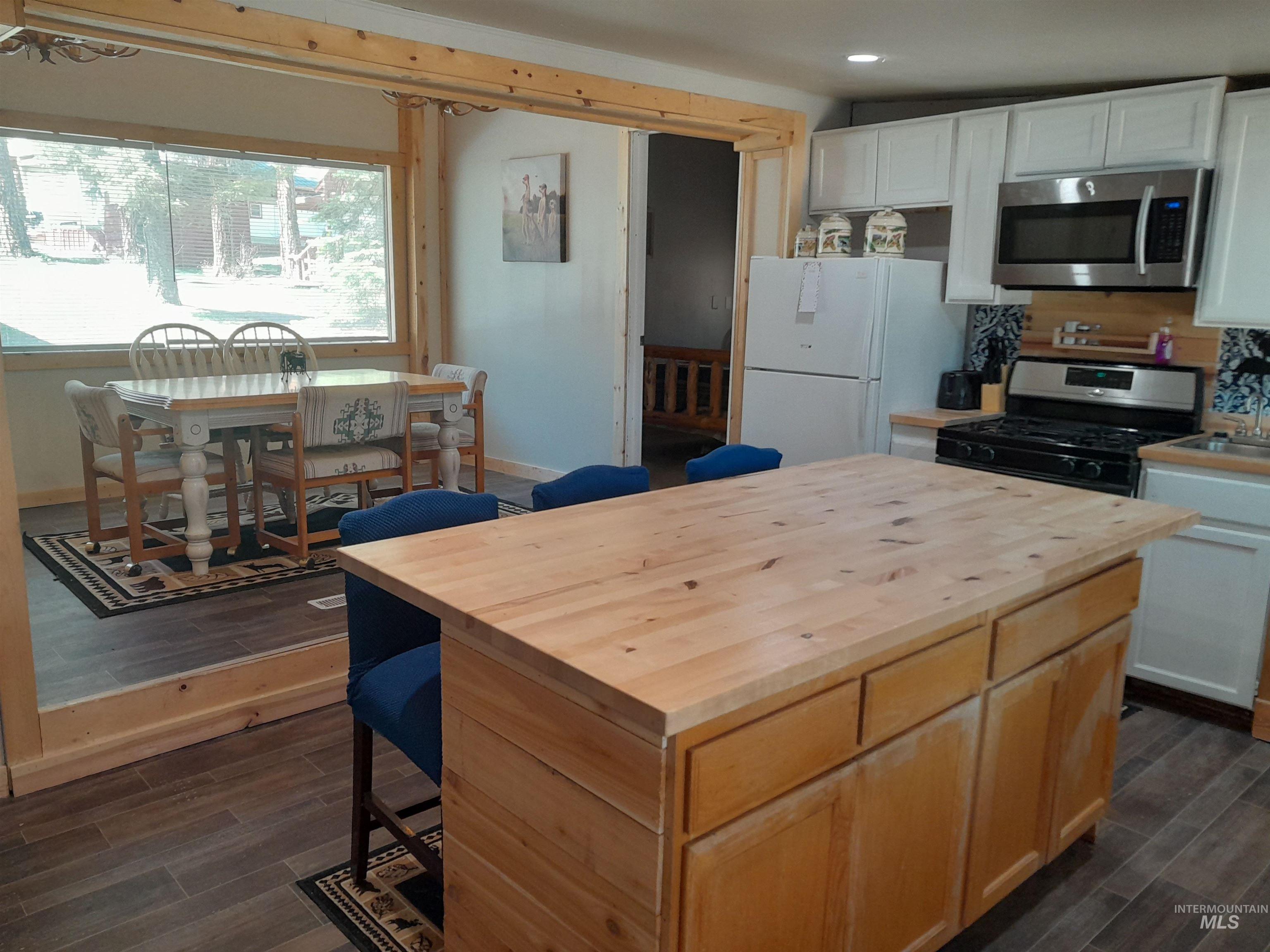 5 Lucky Cir Property Photo 6