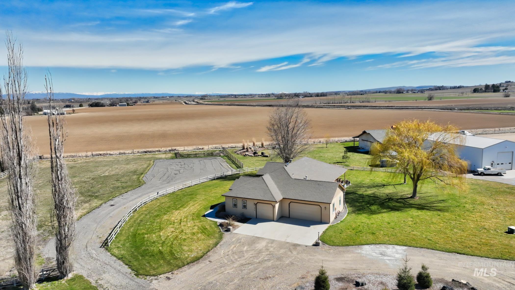 8815 Lake Shore Dr Property Photo 1