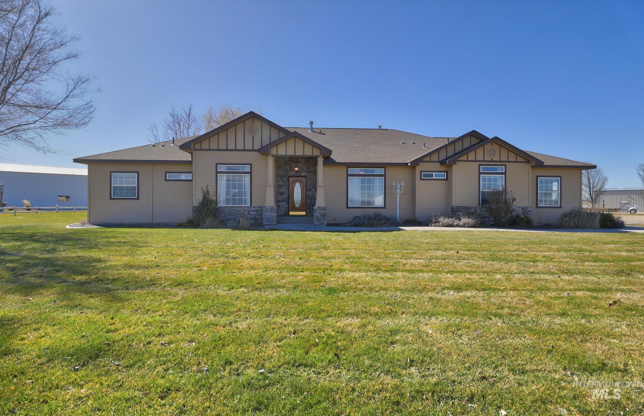8815 Lake Shore Dr Property Photo 10