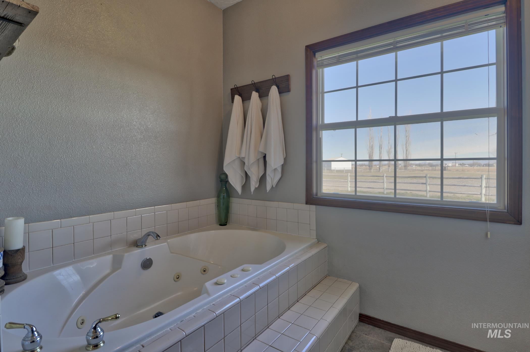 8815 Lake Shore Dr Property Photo 20