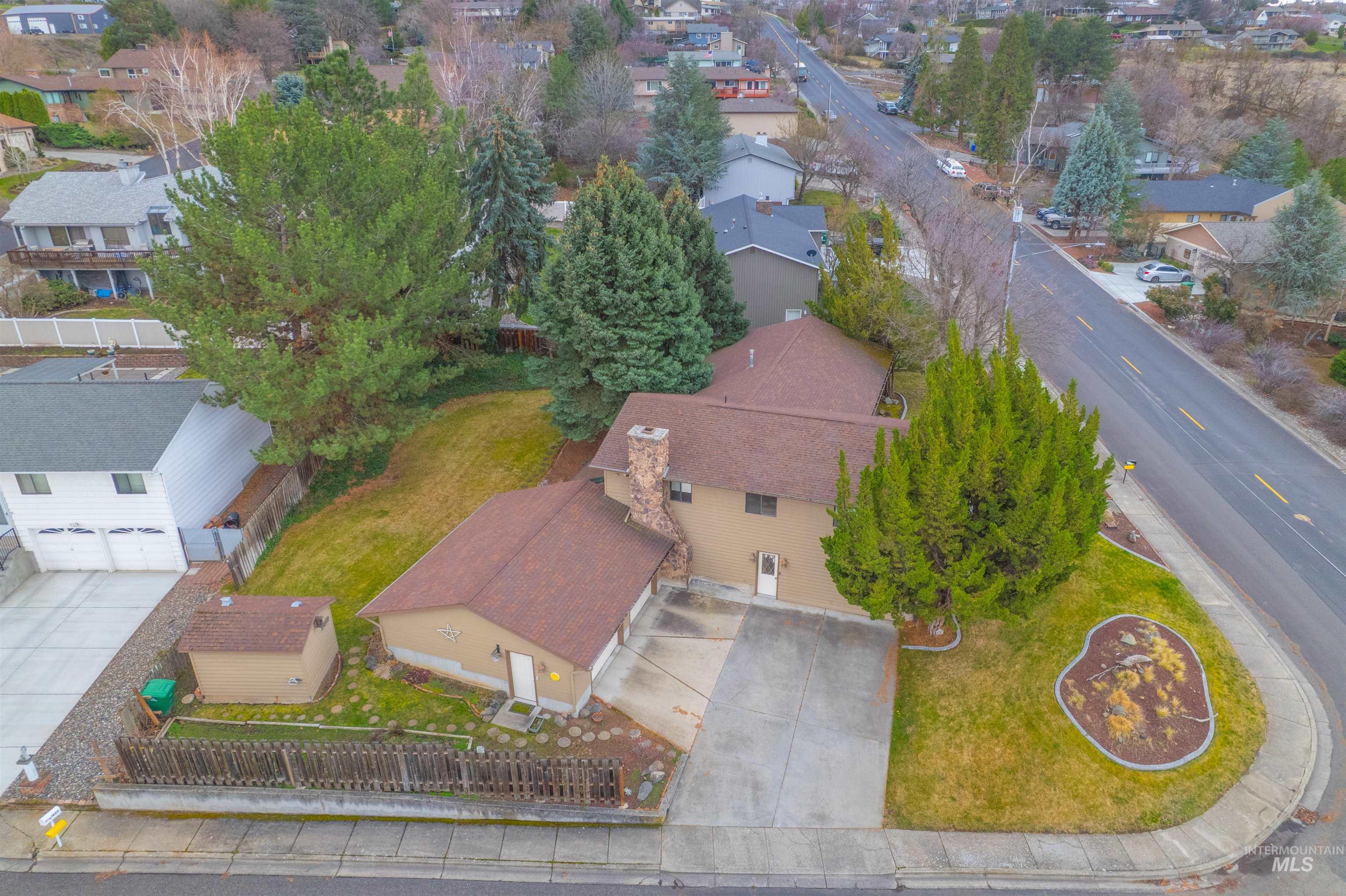 2307 14th Street Property Photo 1