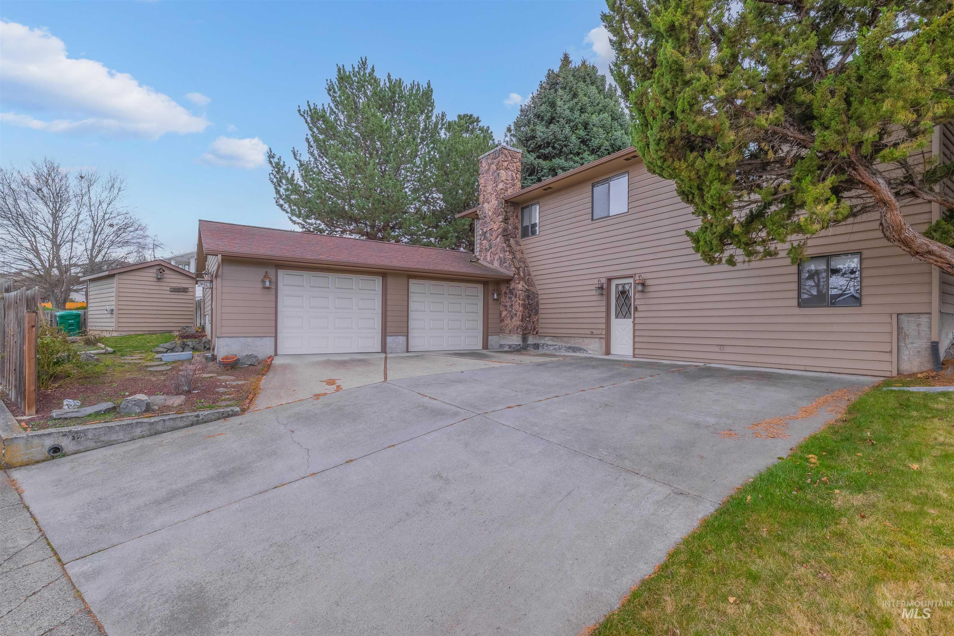 2307 14th Street Property Photo 3