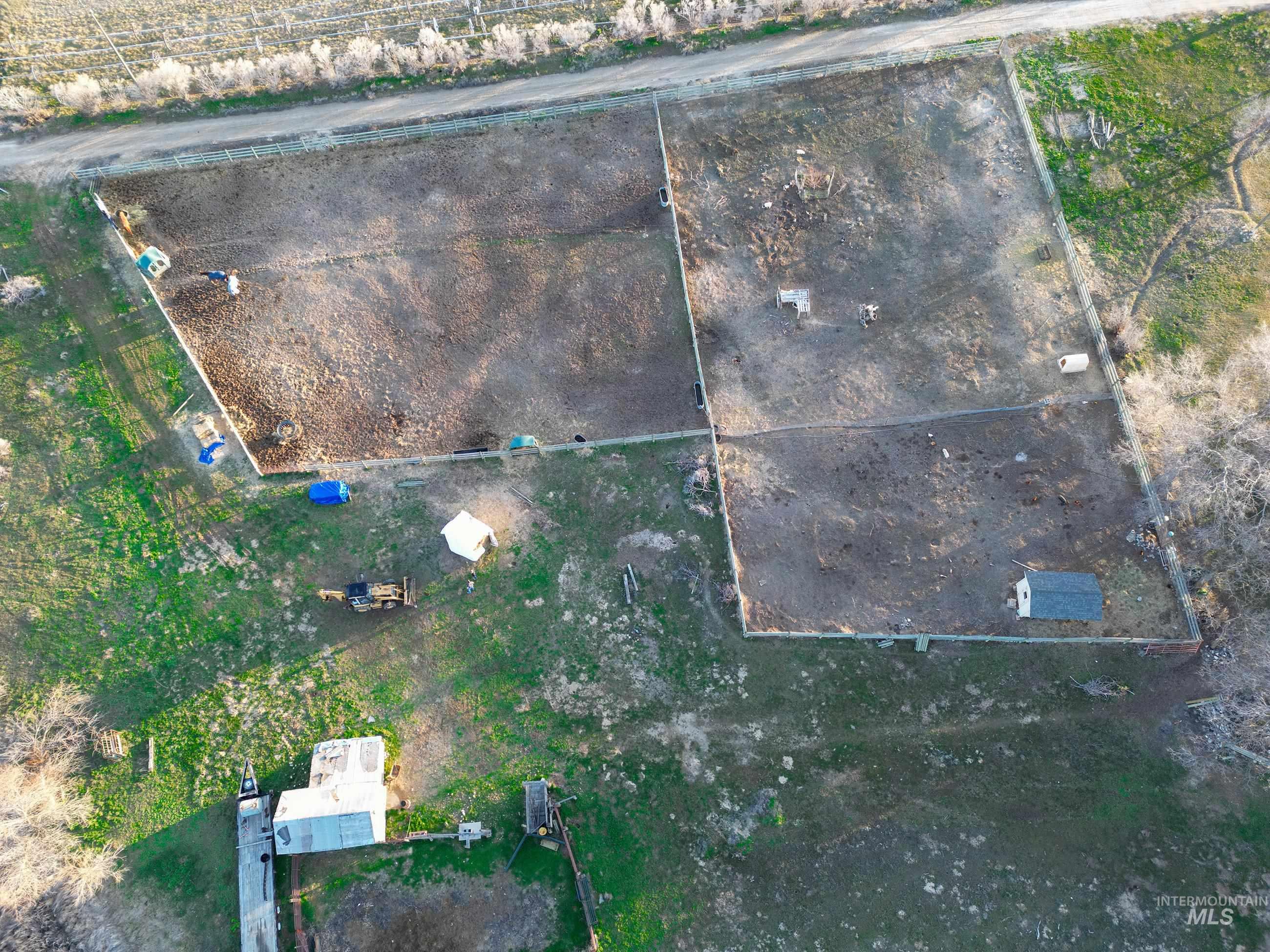4001 S Eagle Road Property Photo 44