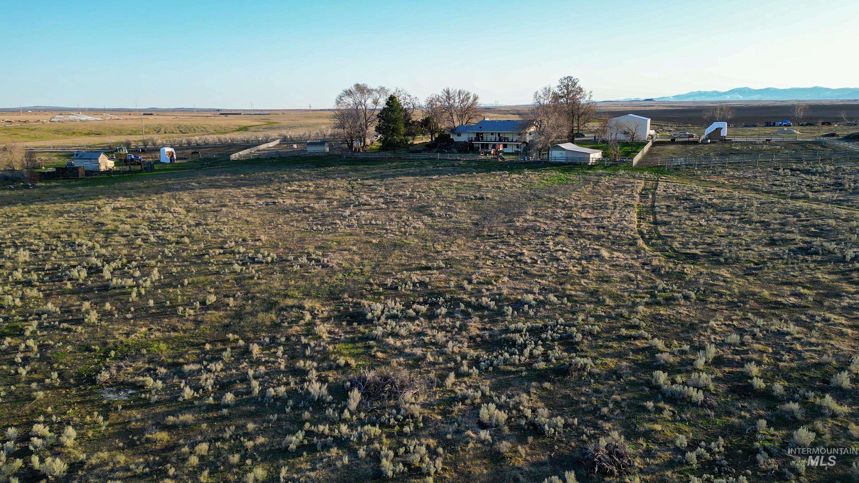 4001 S Eagle Road Property Photo 48