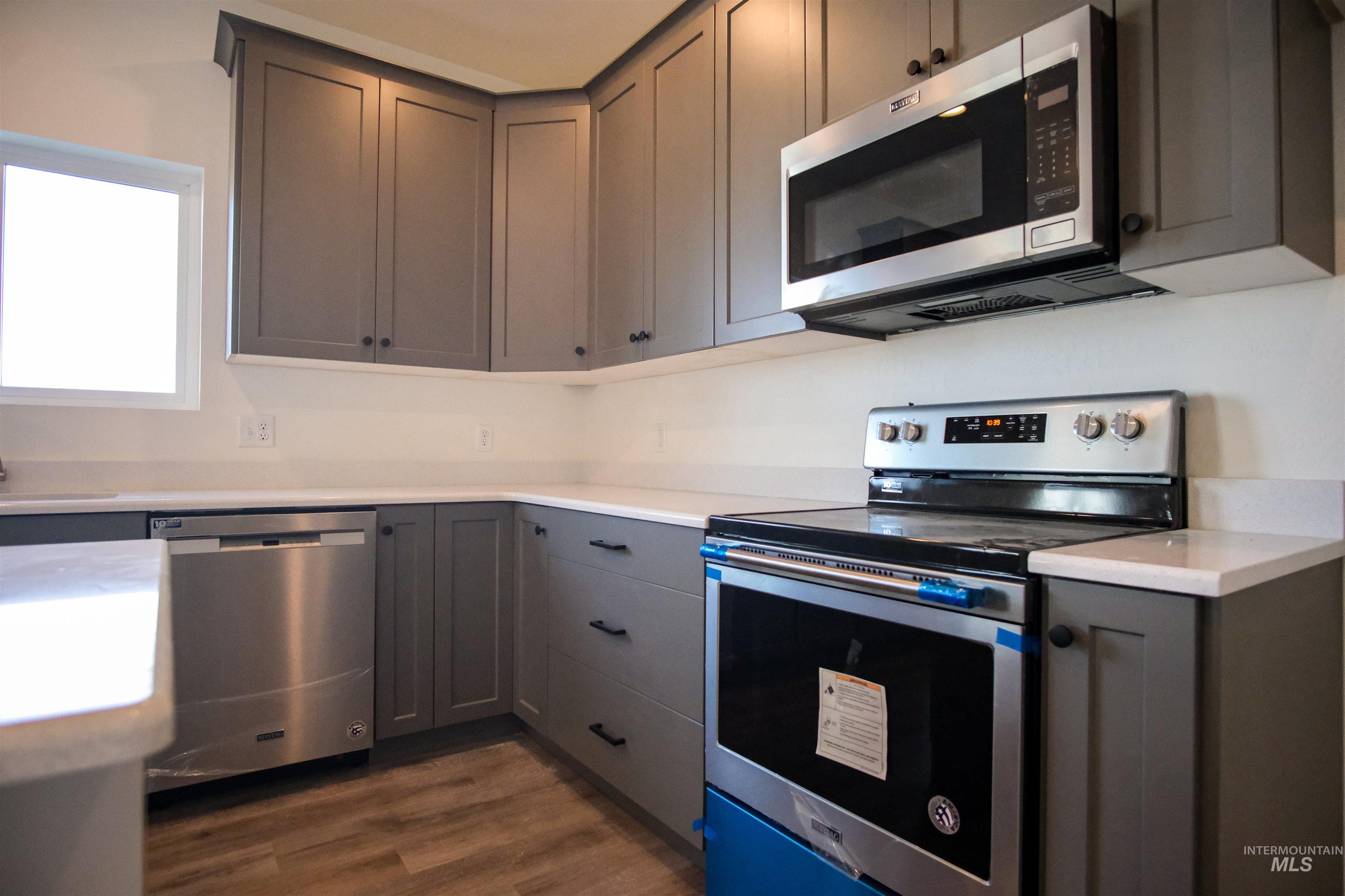 2441 Dorchester Ave Property Photo 5