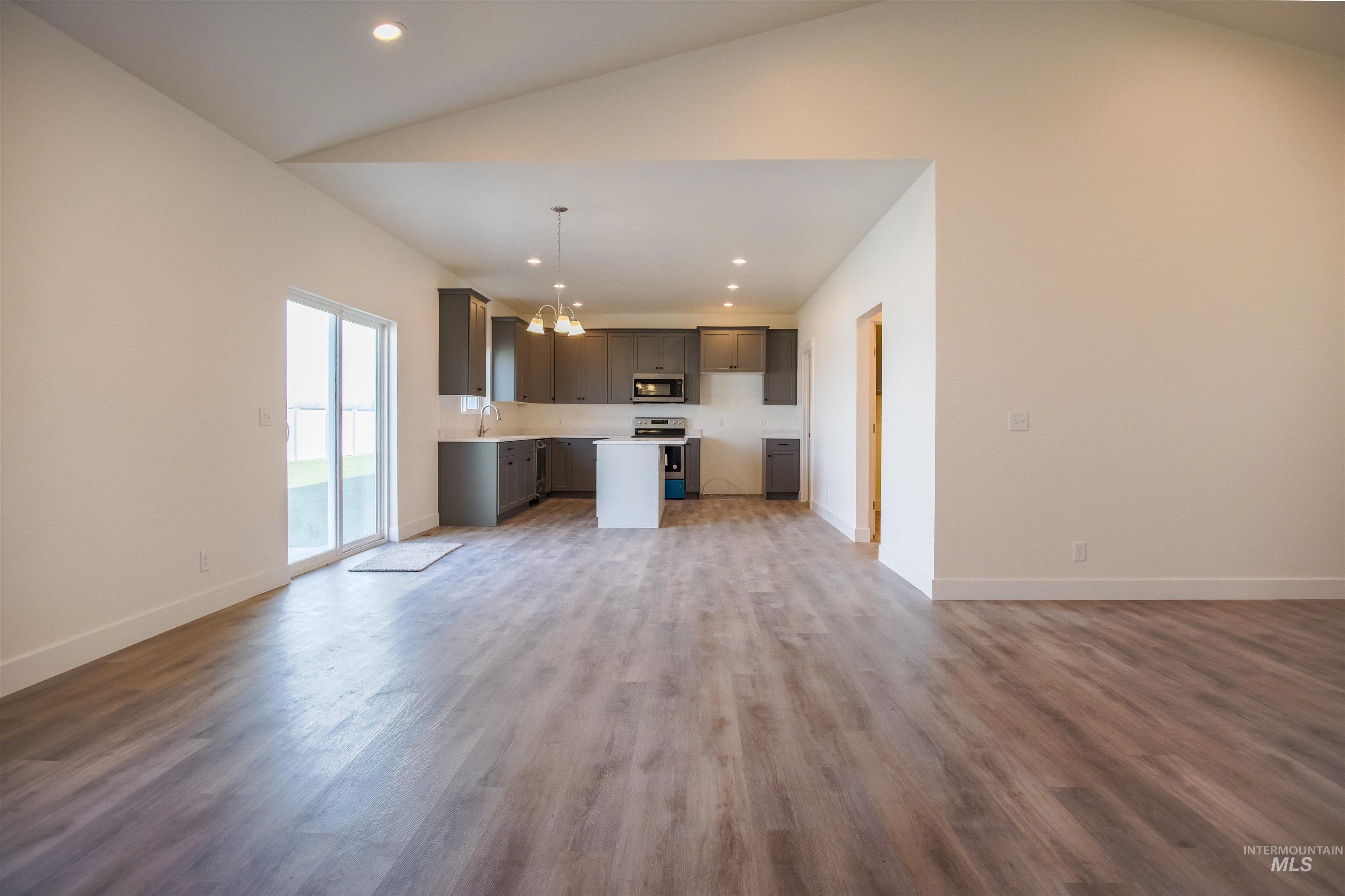 2441 Dorchester Ave Property Photo 10