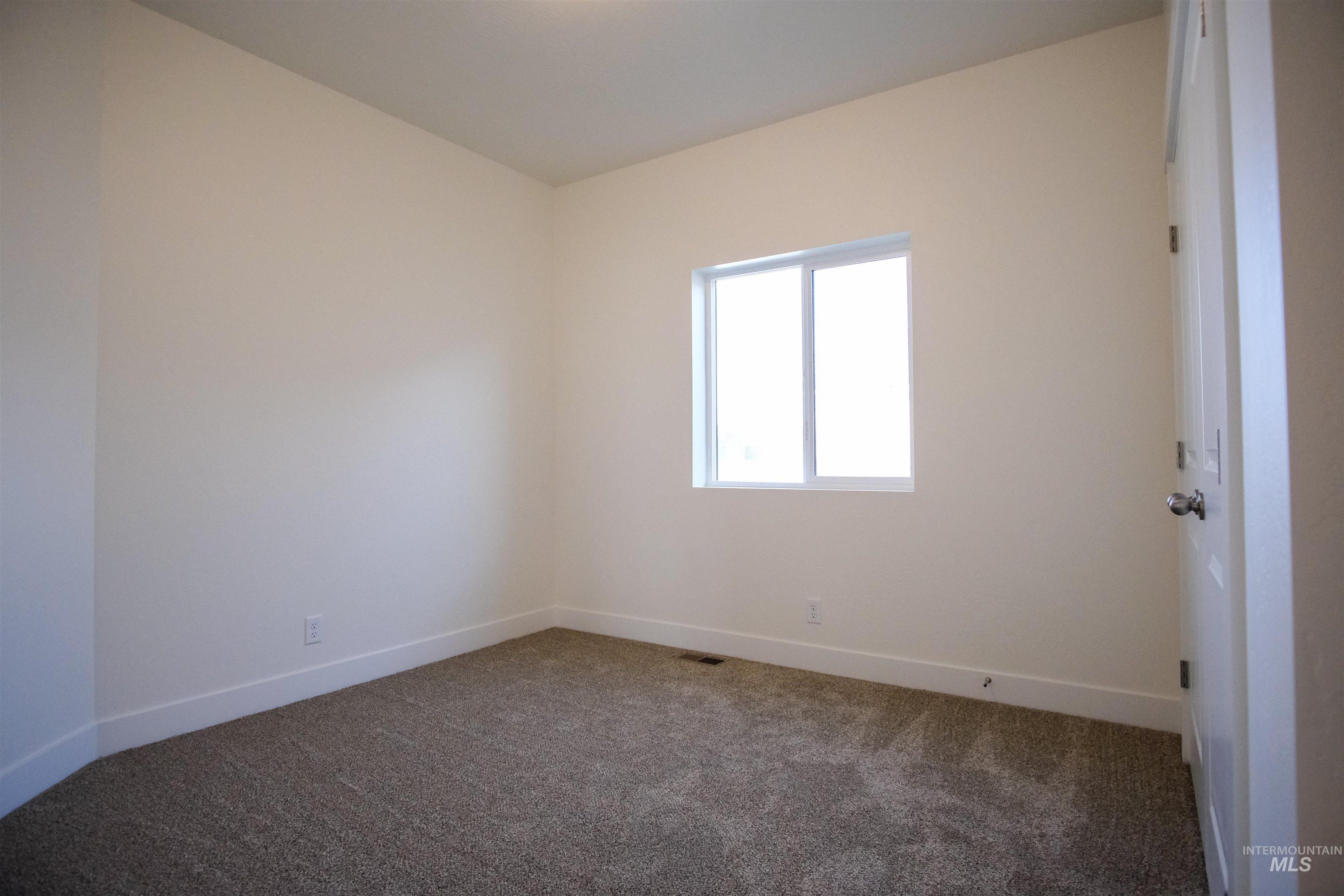 2441 Dorchester Ave Property Photo 20