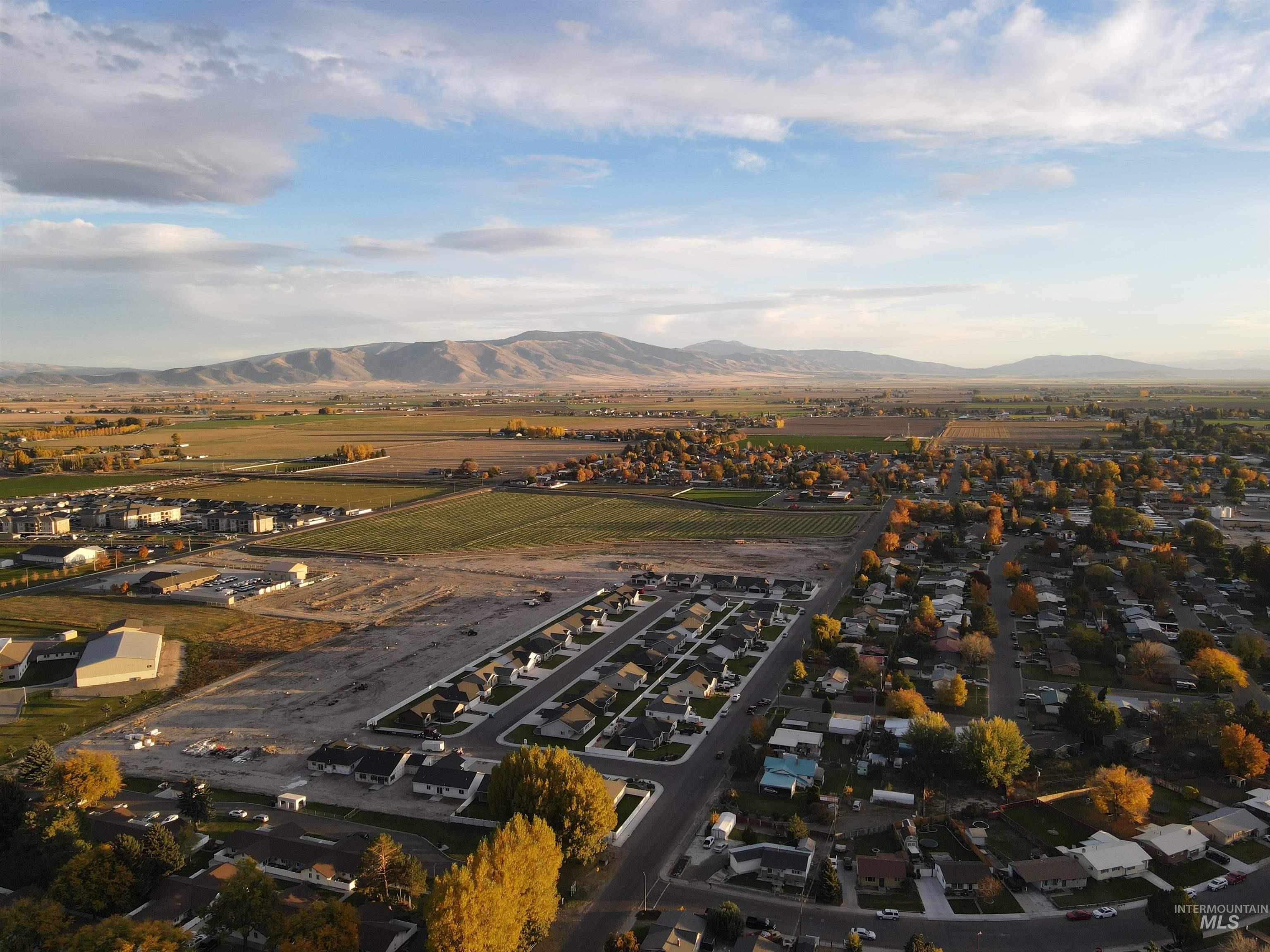 2441 Dorchester Ave Property Photo 24