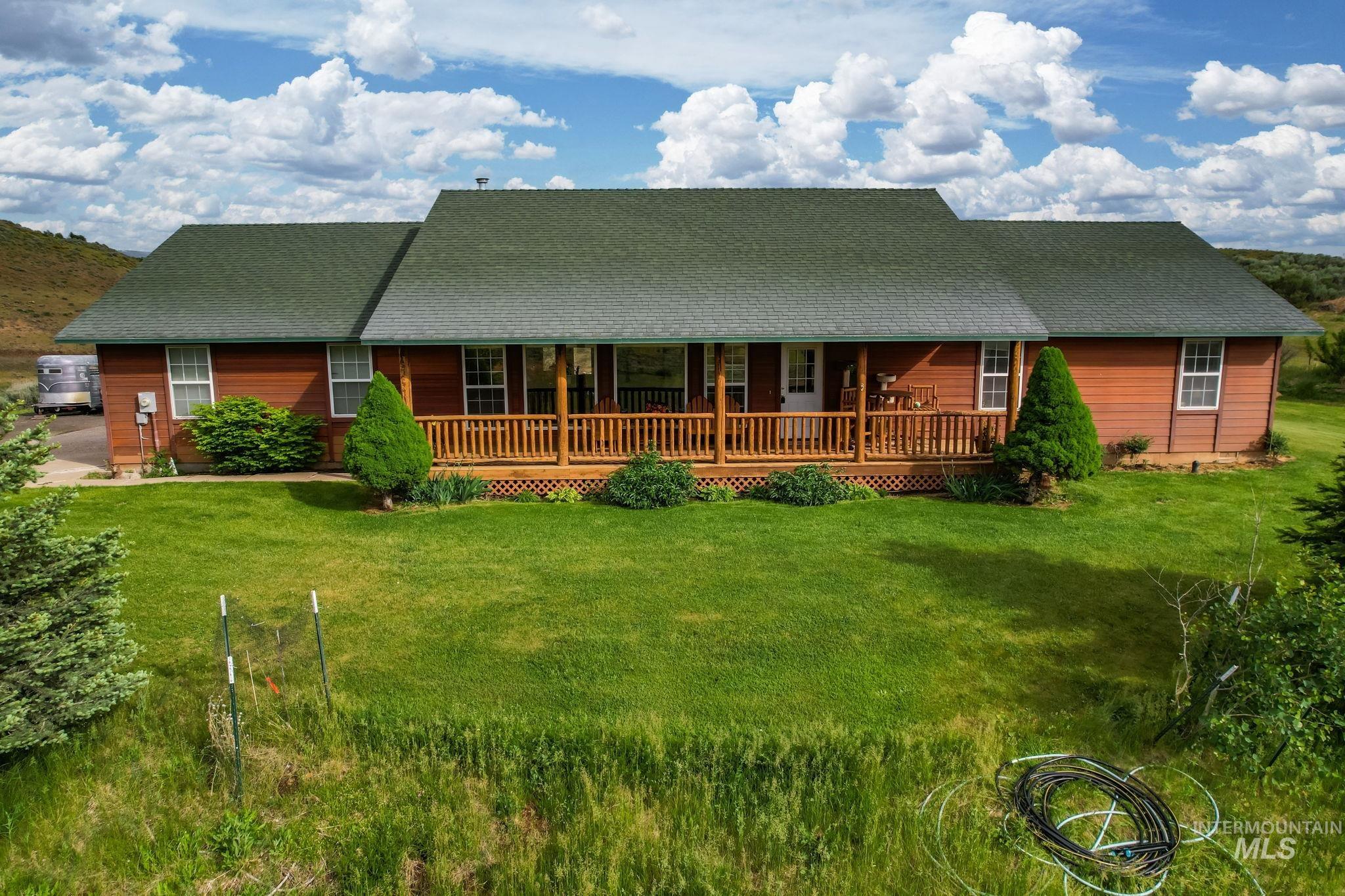 1829 Hidden Canyon Rd. Property Photo 1