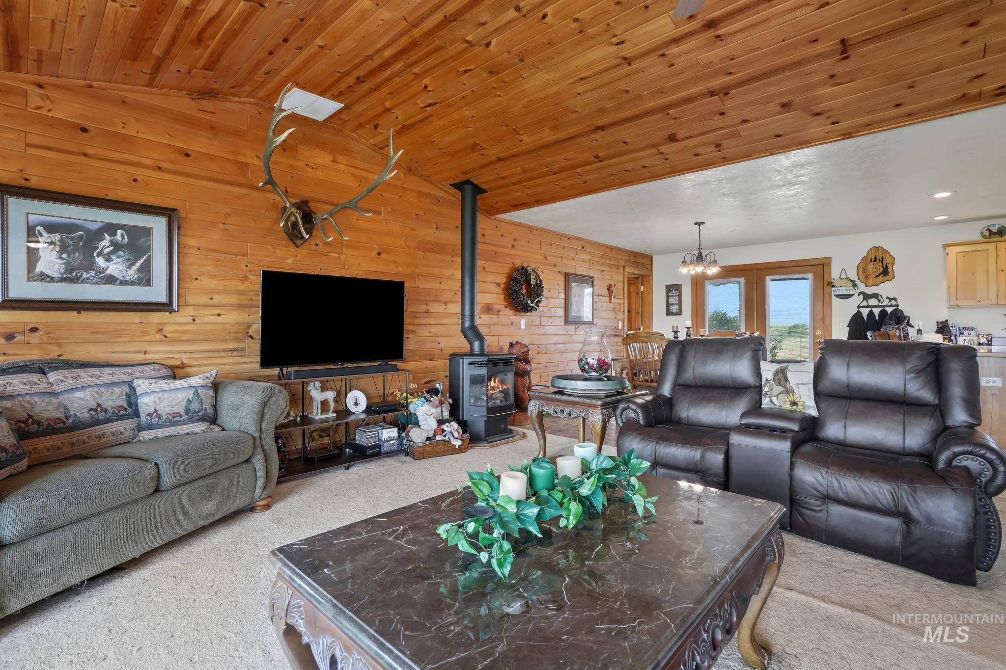 1829 Hidden Canyon Rd. Property Photo 8