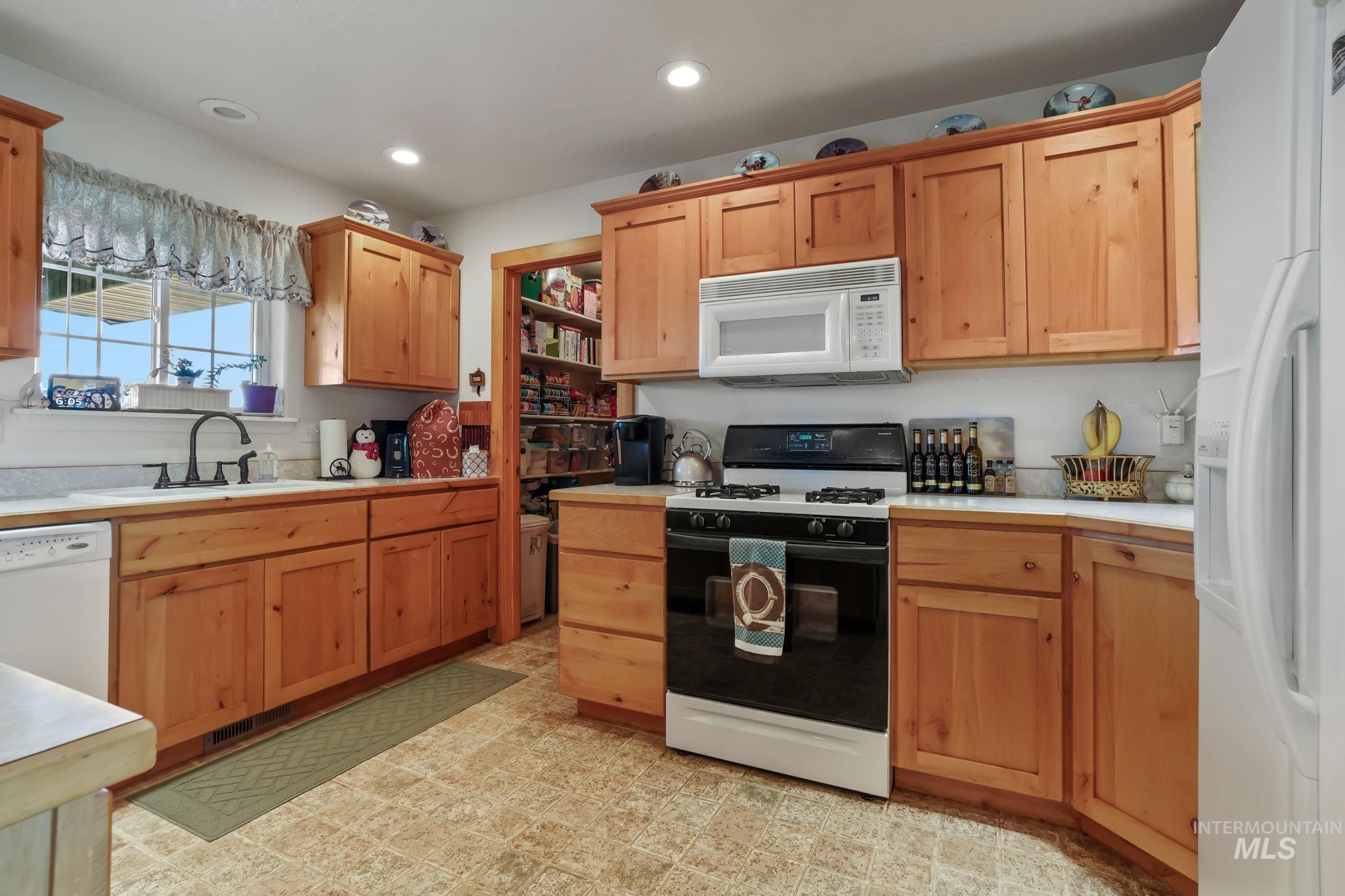 1829 Hidden Canyon Rd. Property Photo 13