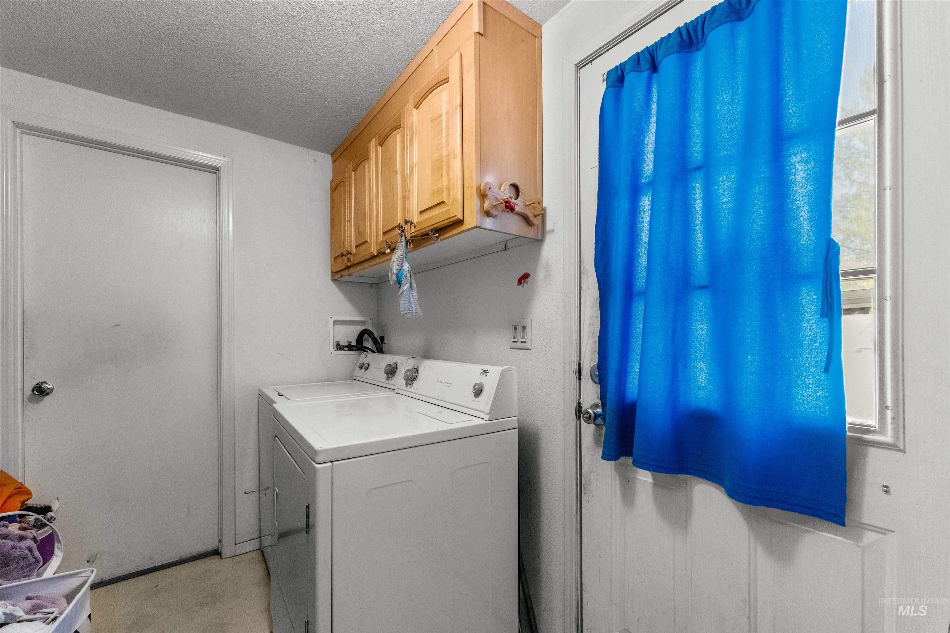 8696 Midstar Lane Property Photo 11