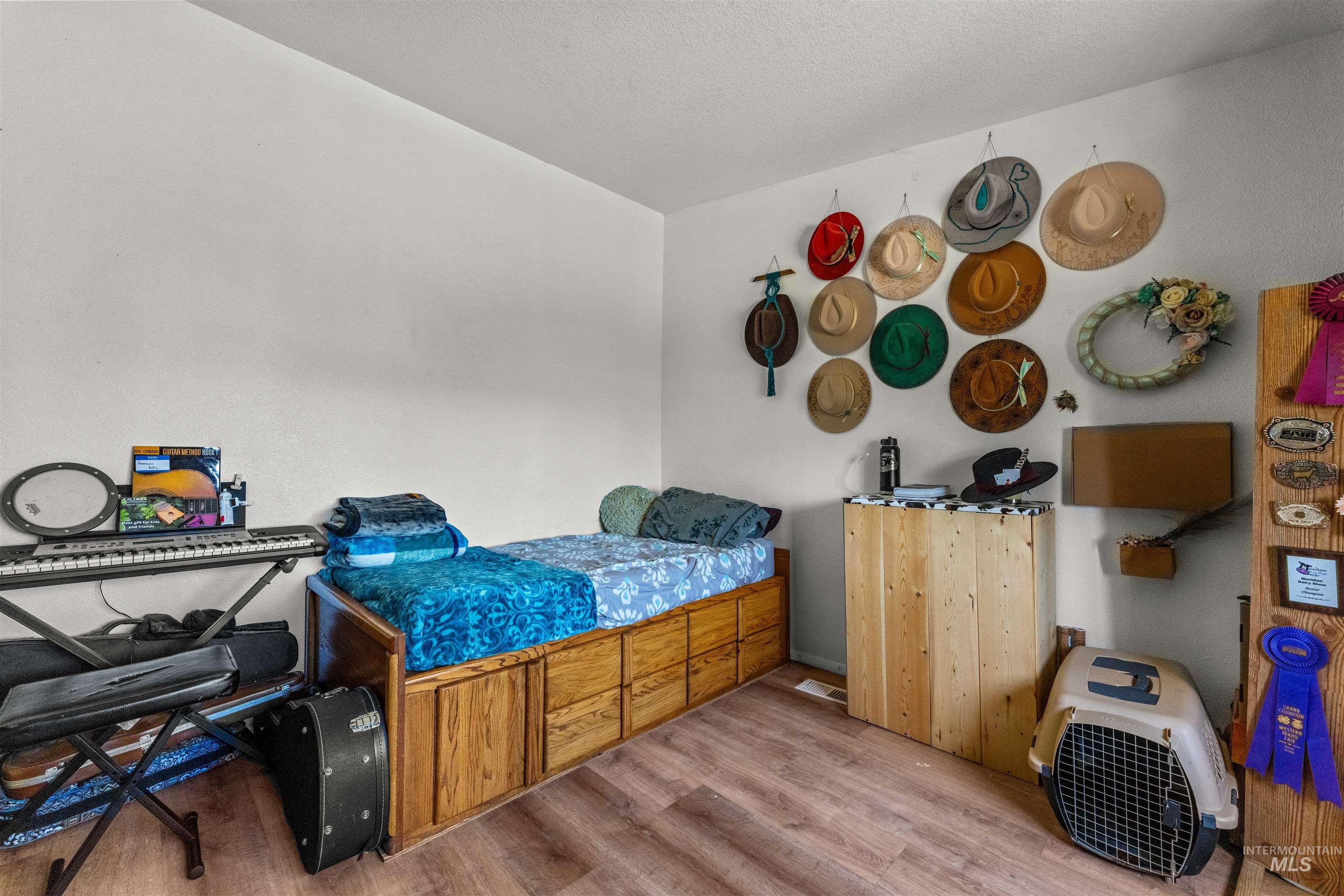 8696 Midstar Lane Property Photo 27