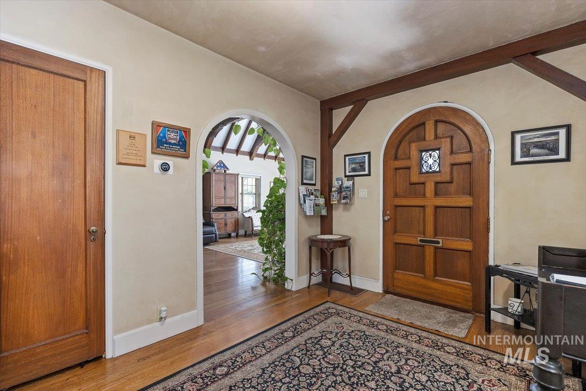 102 Fillmore Street Property Photo 4