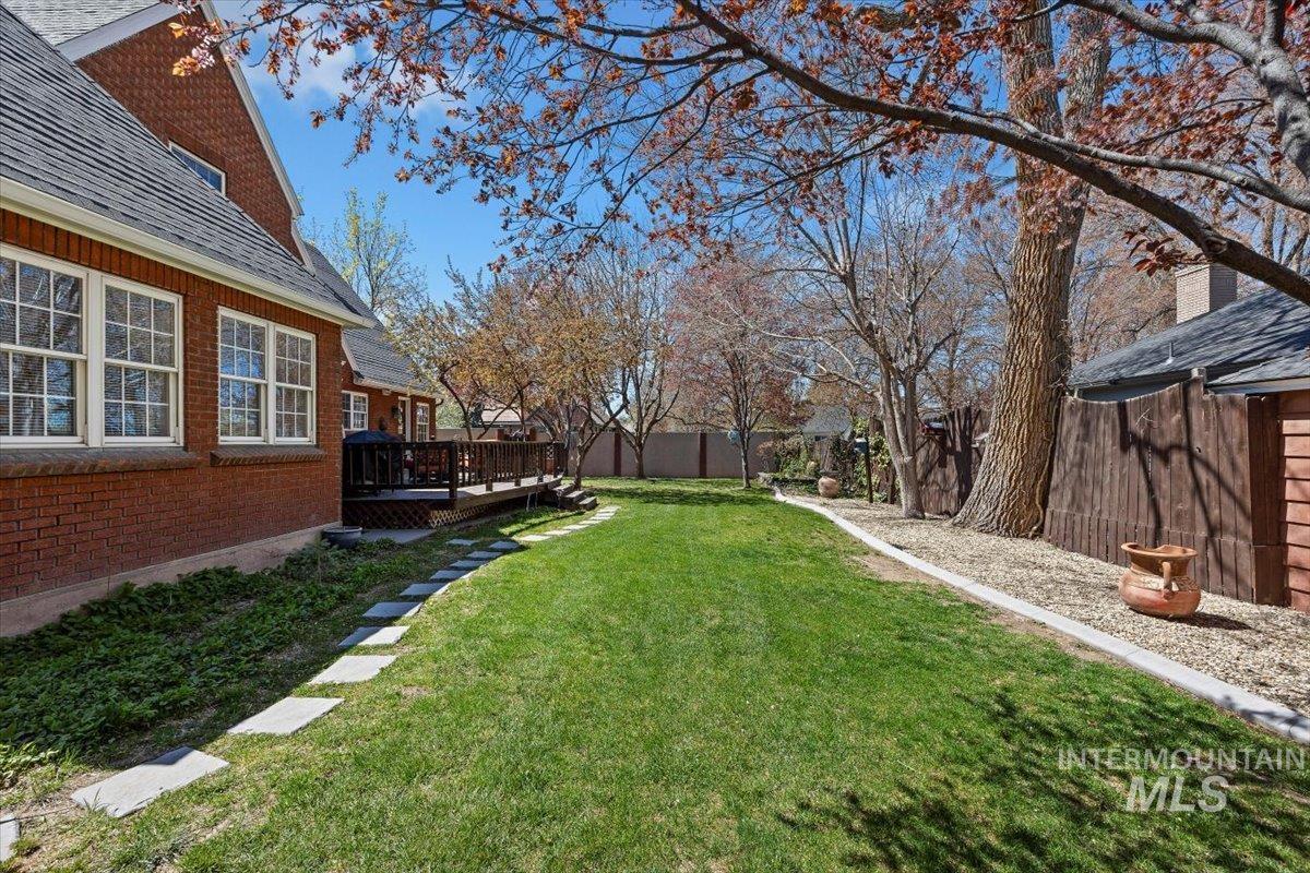102 Fillmore Street Property Photo 40