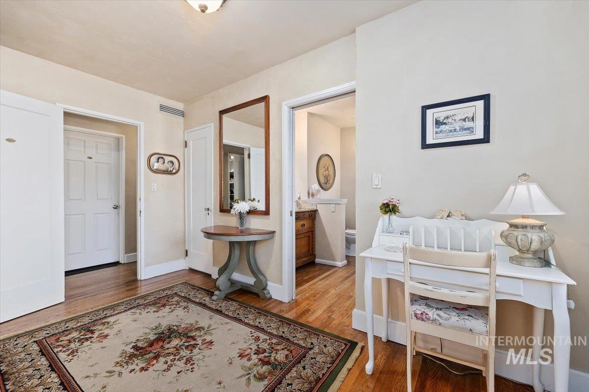 102 Fillmore Street Property Photo 18